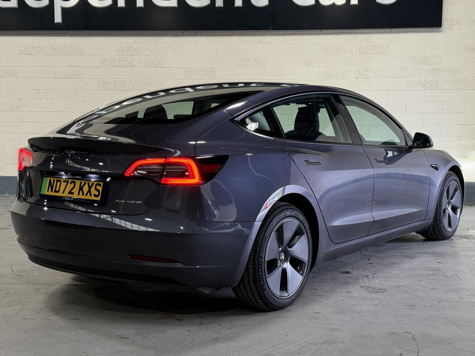 Tesla Model 3 (Dual Motor) Long Range Saloon 4dr Electric Auto 4WDE (346 ps)