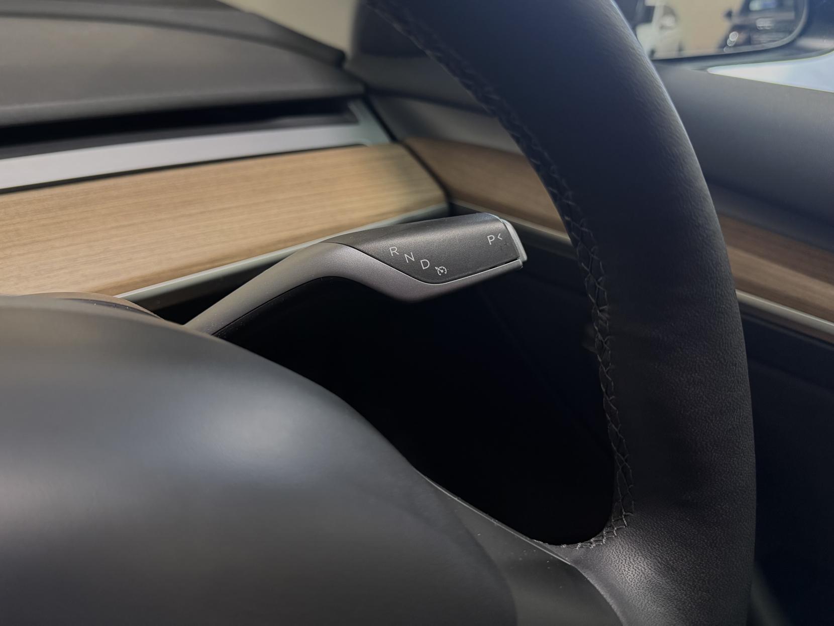 Tesla Model 3 (Dual Motor) Long Range Saloon 4dr Electric Auto 4WDE (346 ps)