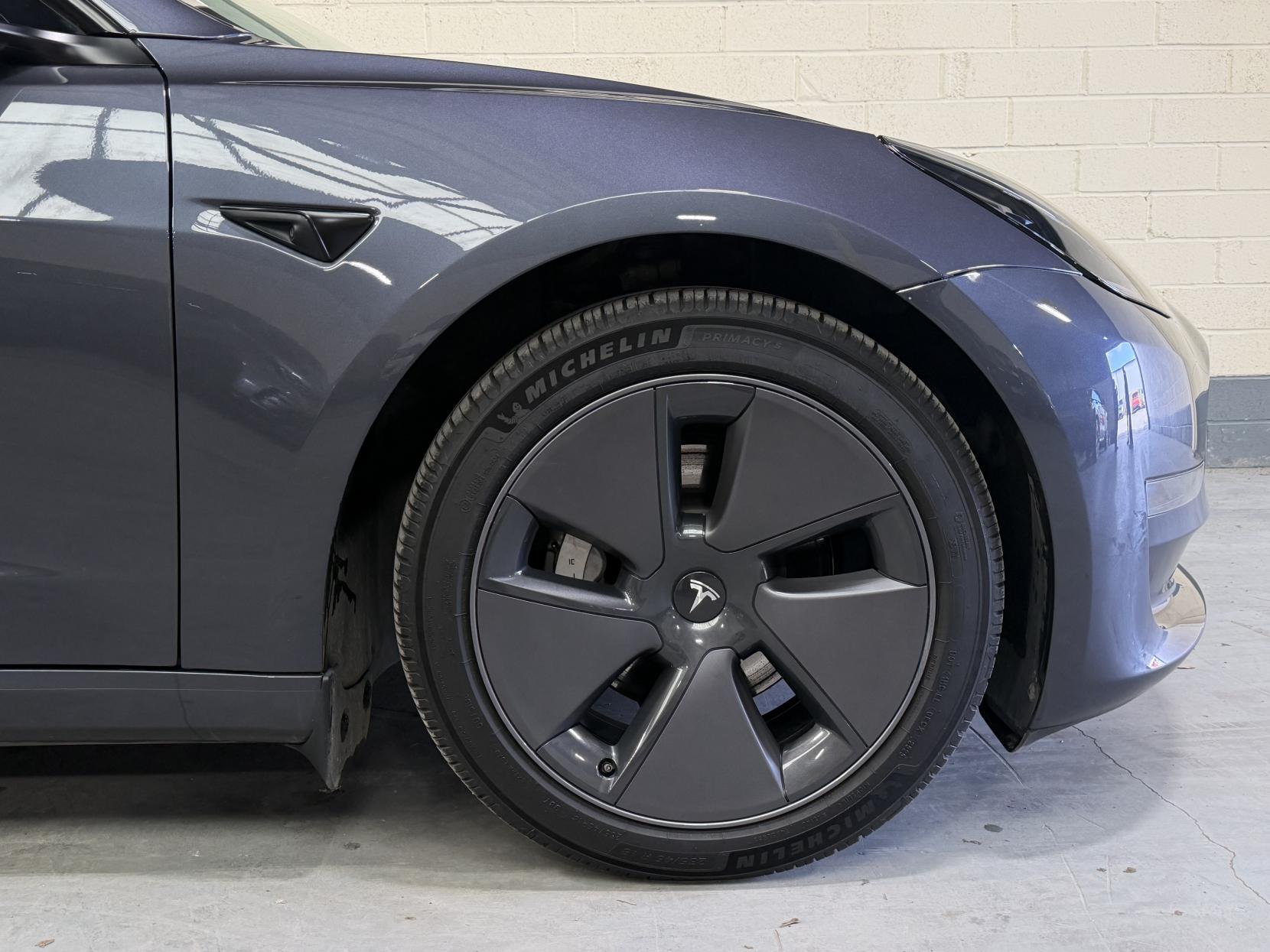 Tesla Model 3 (Dual Motor) Long Range Saloon 4dr Electric Auto 4WDE (346 ps)