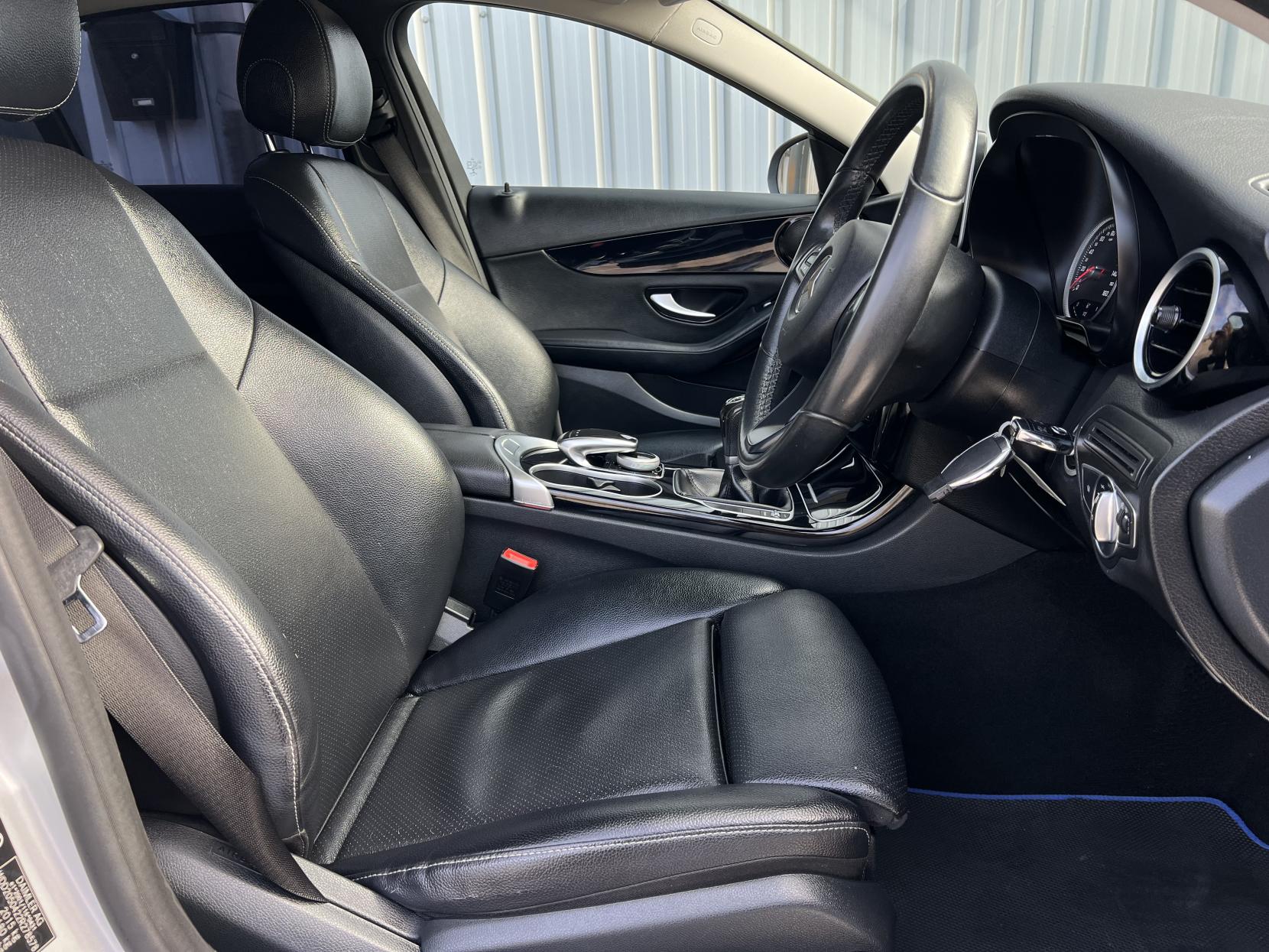 Mercedes-Benz C Class 2.0 C200 SE Saloon 4dr Petrol Manual Euro 6 (s/s) (184 ps)