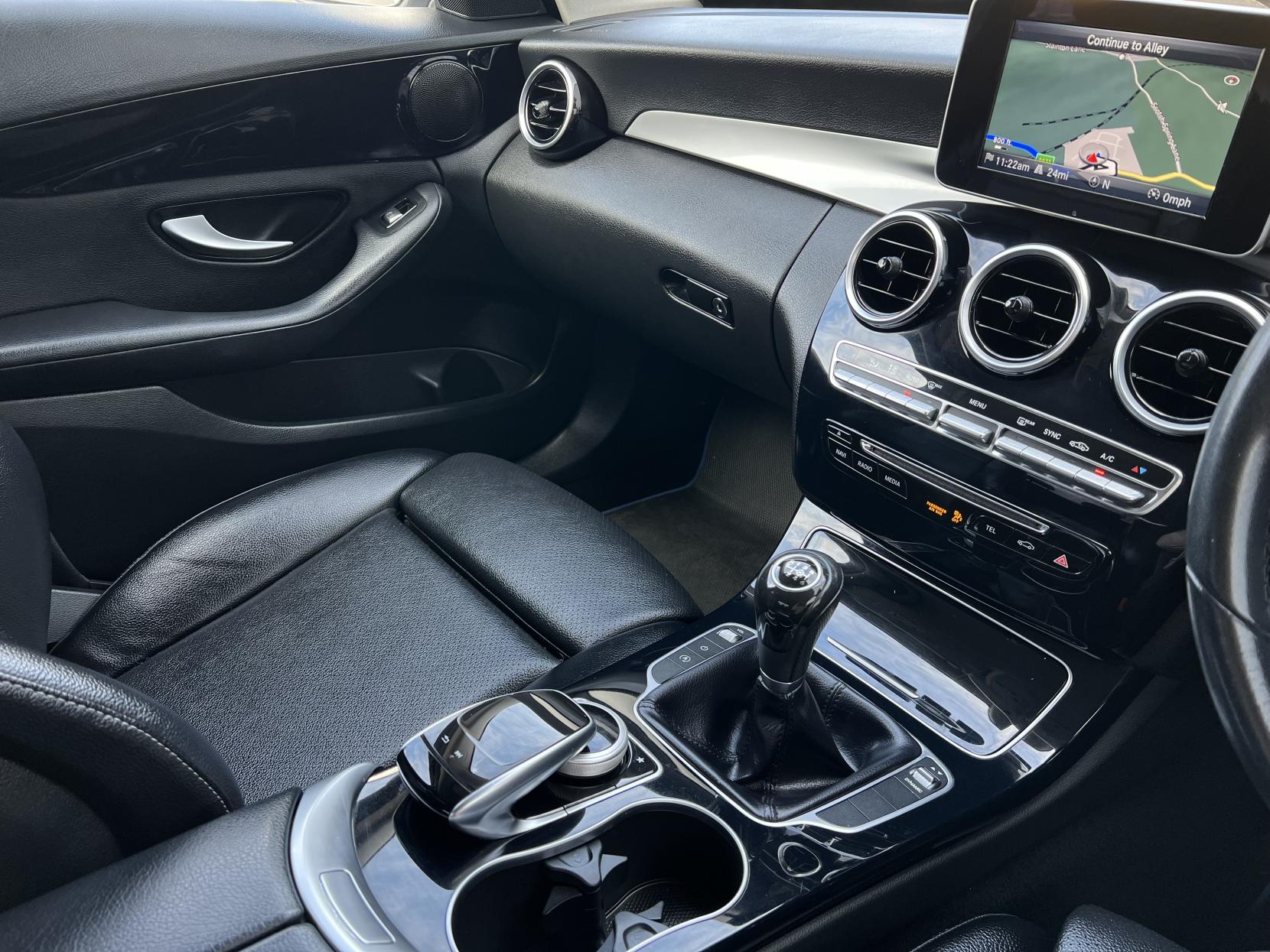 Mercedes-Benz C Class 2.0 C200 SE Saloon 4dr Petrol Manual Euro 6 (s/s) (184 ps)