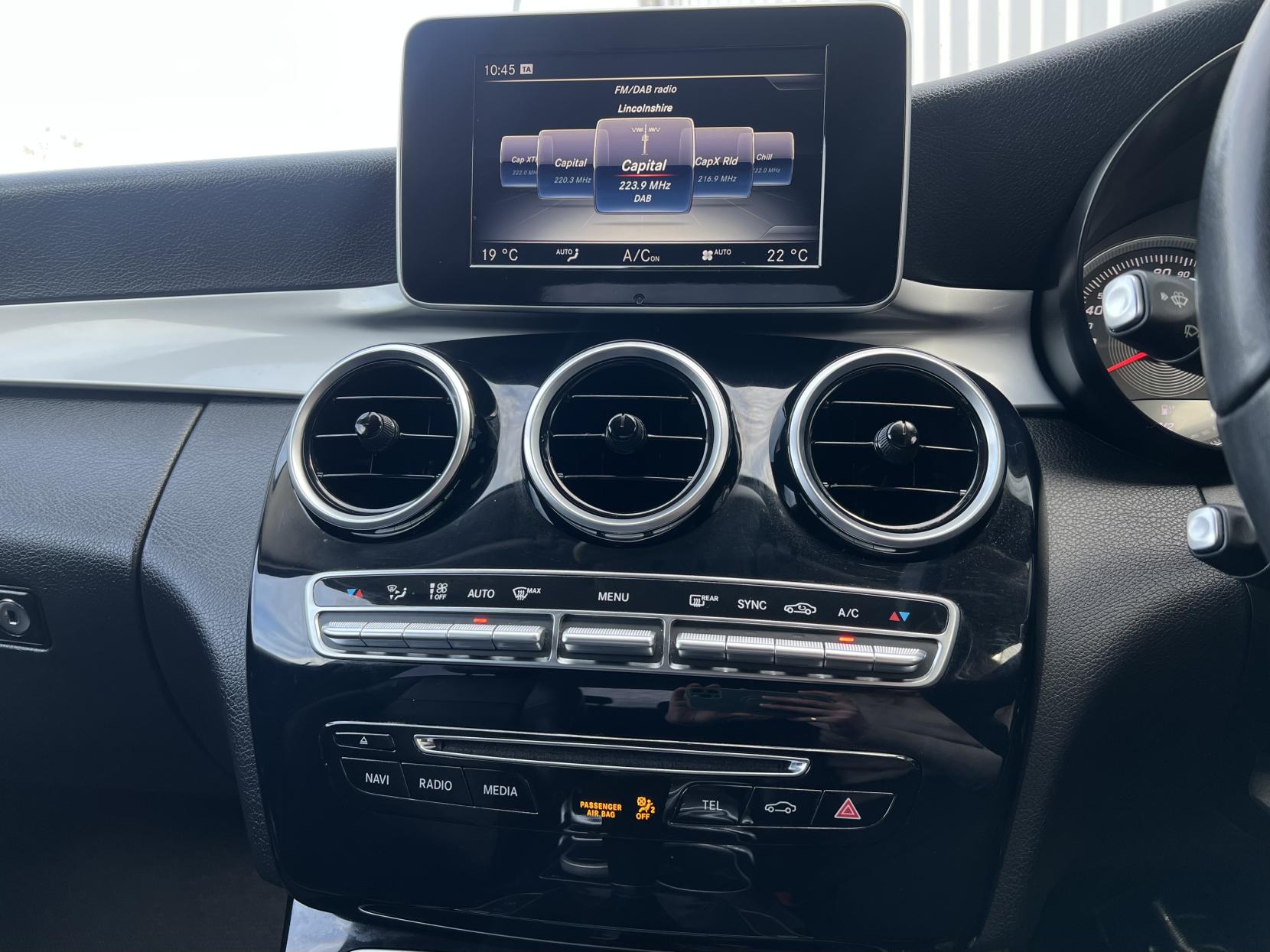 Mercedes-Benz C Class 2.0 C200 SE Saloon 4dr Petrol Manual Euro 6 (s/s) (184 ps)