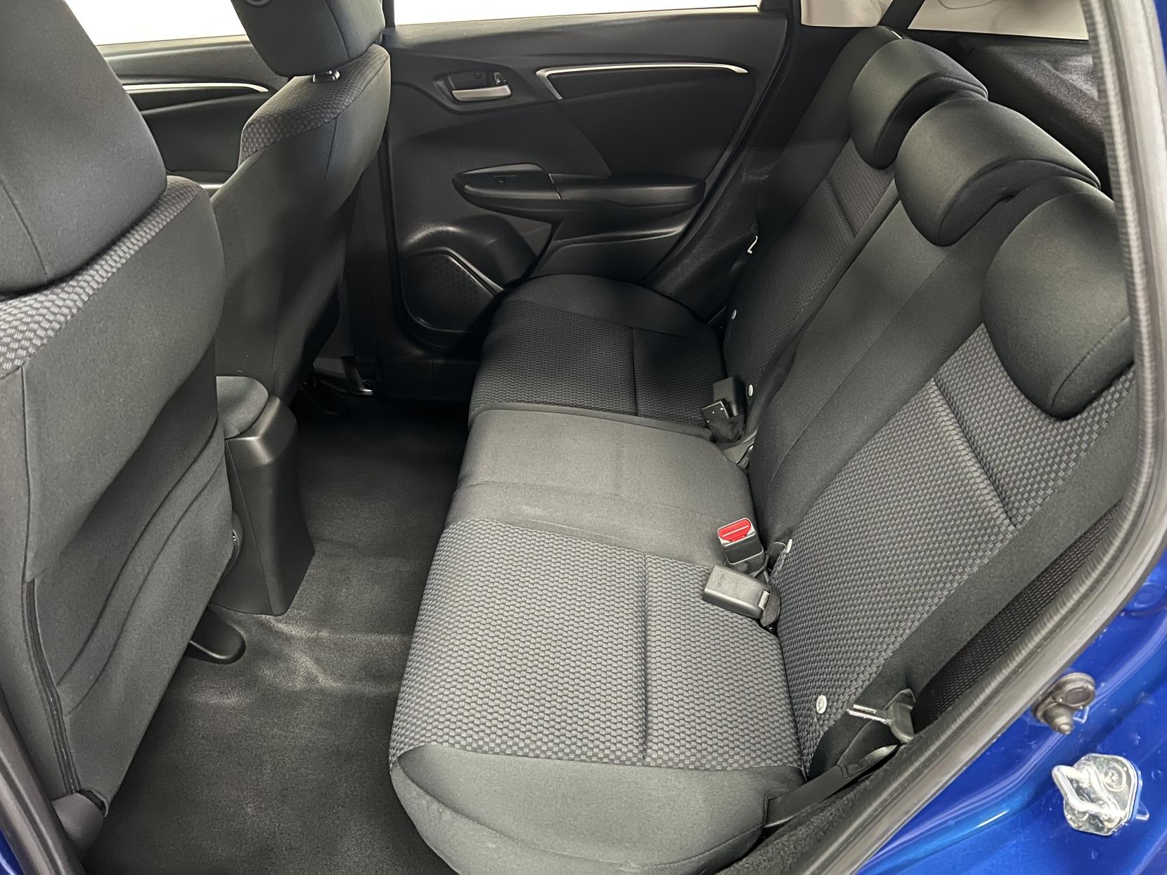 Honda Jazz 1.3 i-VTEC SE Hatchback 5dr Petrol CVT Euro 6 (s/s) (102 ps)