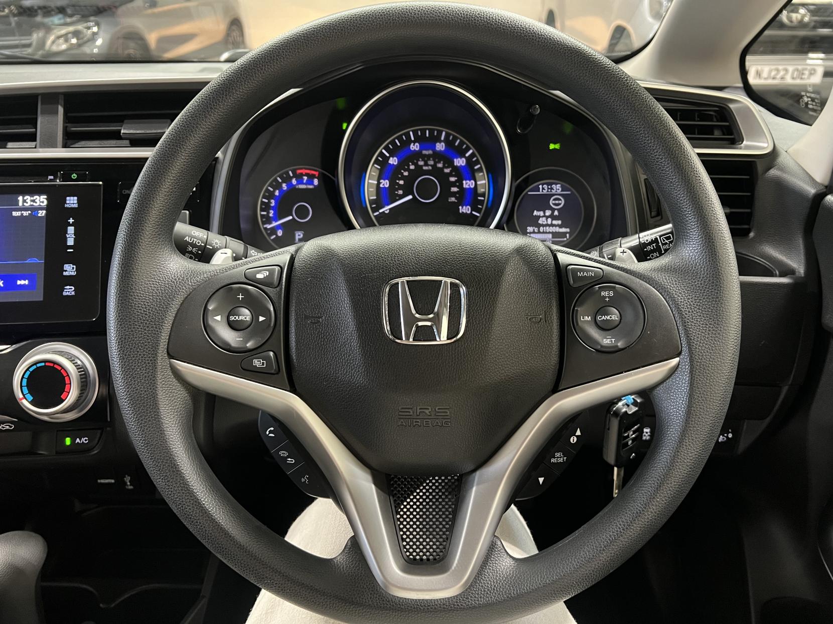 Honda Jazz 1.3 i-VTEC SE Hatchback 5dr Petrol CVT Euro 6 (s/s) (102 ps)