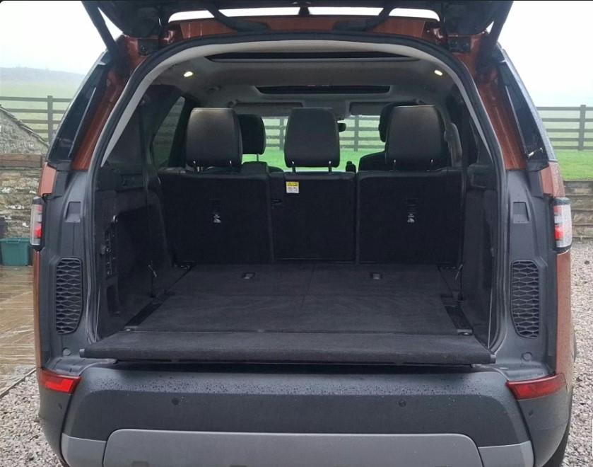 Land Rover Discovery 3.0 SD V6 HSE SUV 5dr Diesel Auto 4WD Euro 6 (s/s) (306 ps)