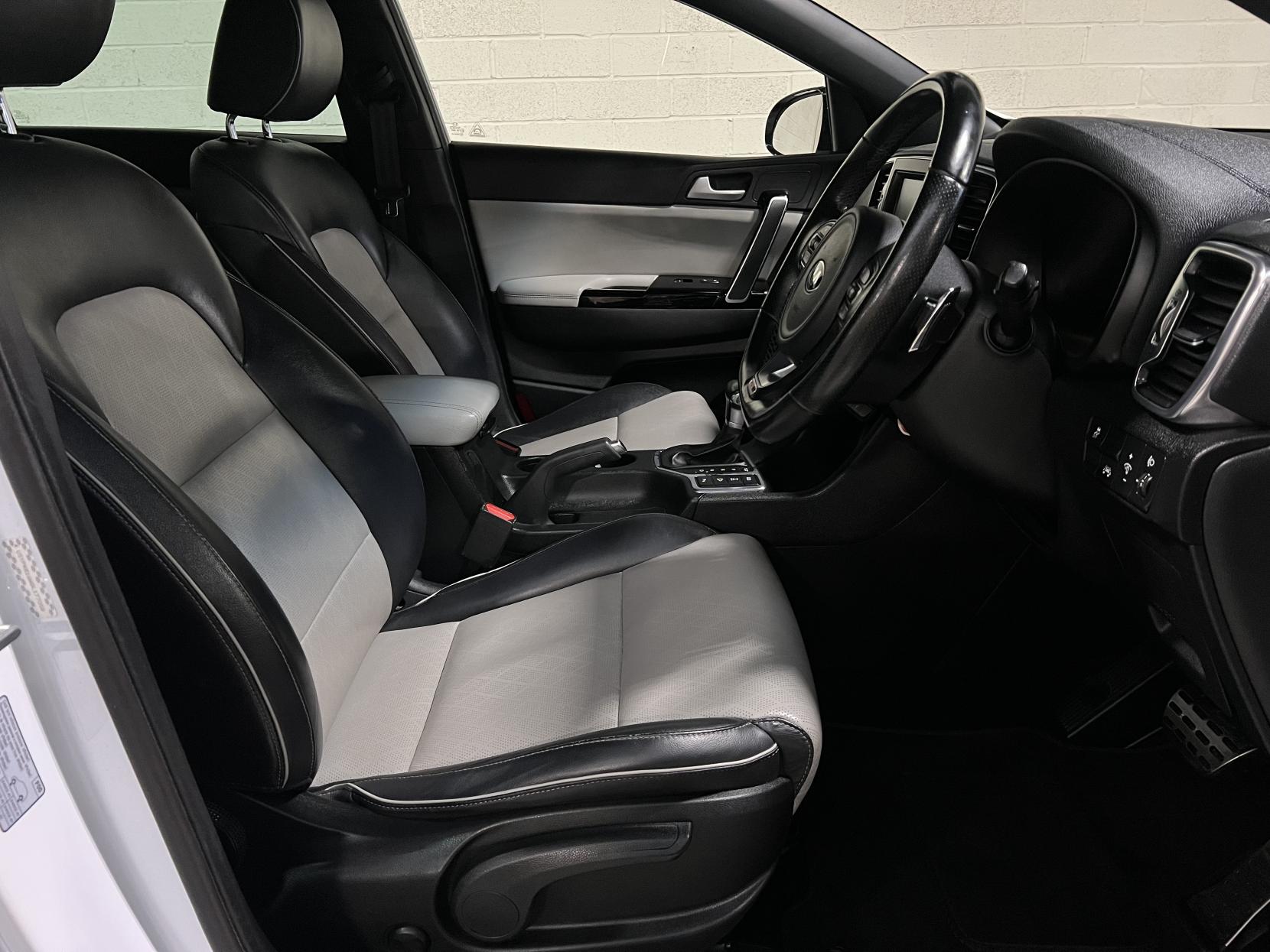 Kia Sportage 1.6 T-GDi GT-Line SUV 5dr Petrol DCT AWD Euro 6 (174 bhp)