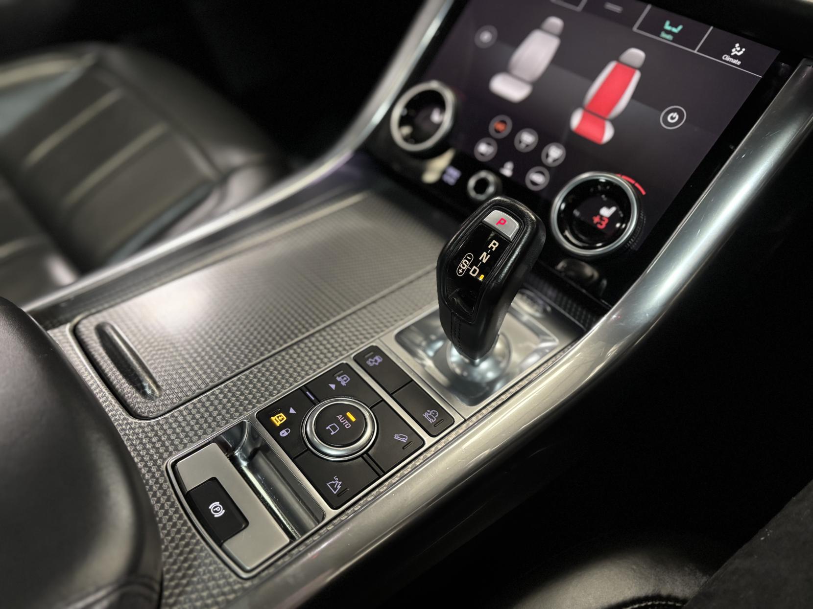 Land Rover Range Rover Sport 3.0 SD V6 HSE Dynamic SUV 5dr Diesel Auto 4WD Euro 6 (s/s) (306 ps)