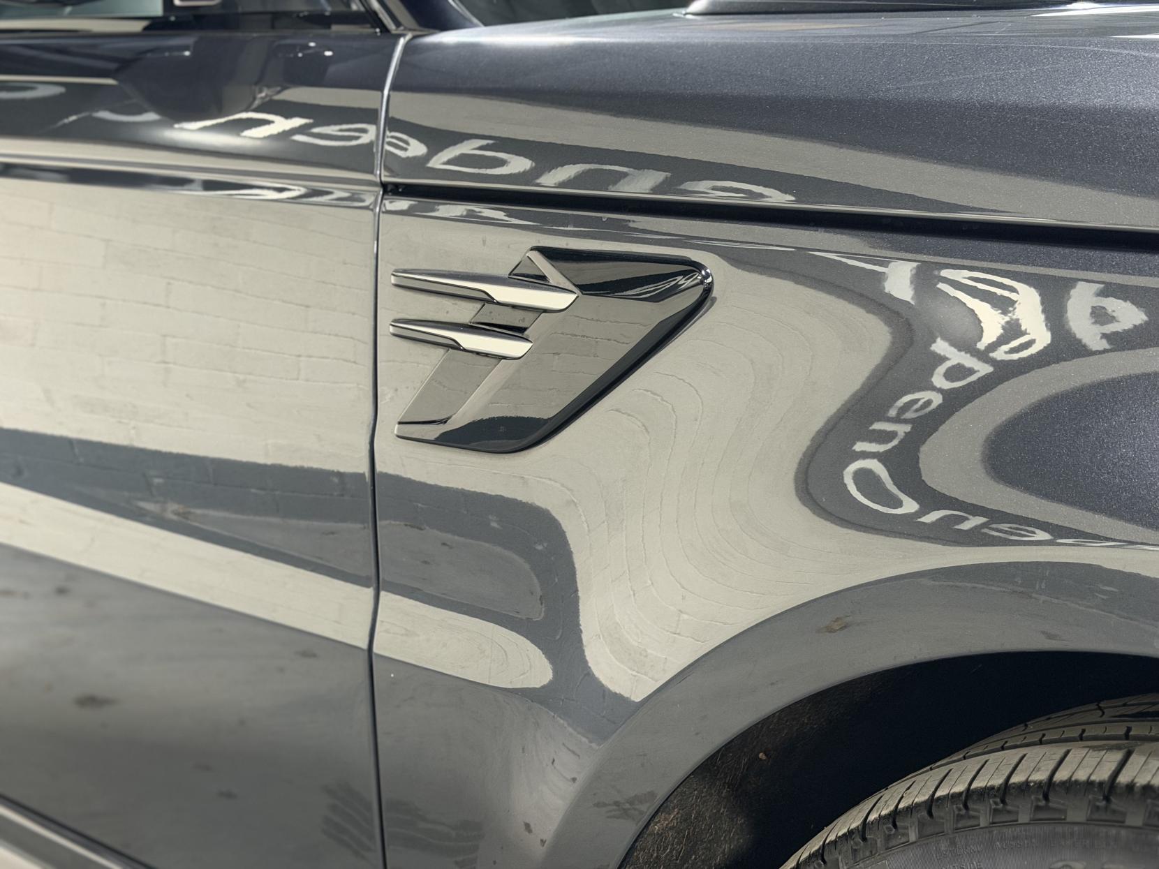 Land Rover Range Rover Sport 3.0 SD V6 HSE Dynamic SUV 5dr Diesel Auto 4WD Euro 6 (s/s) (306 ps)