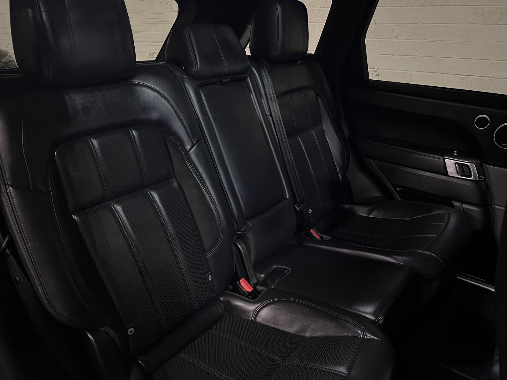 Land Rover Range Rover Sport 3.0 SD V6 HSE Dynamic SUV 5dr Diesel Auto 4WD Euro 6 (s/s) (306 ps)