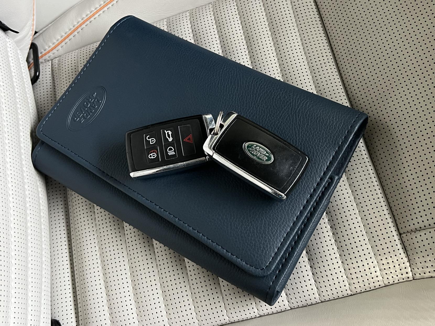 Land Rover Discovery 3.0 SD V6 HSE Luxury SUV 5dr Diesel Auto 4WD Euro 6 (s/s) (306 ps)