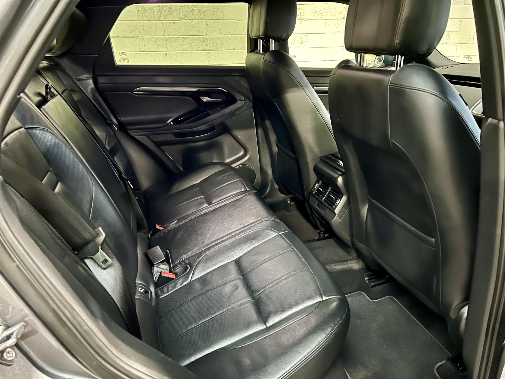 Land Rover Range Rover Evoque 2.0 P200 MHEV R-Dynamic S SUV 5dr Petrol Auto 4WD Euro 6 (s/s) (200 ps)