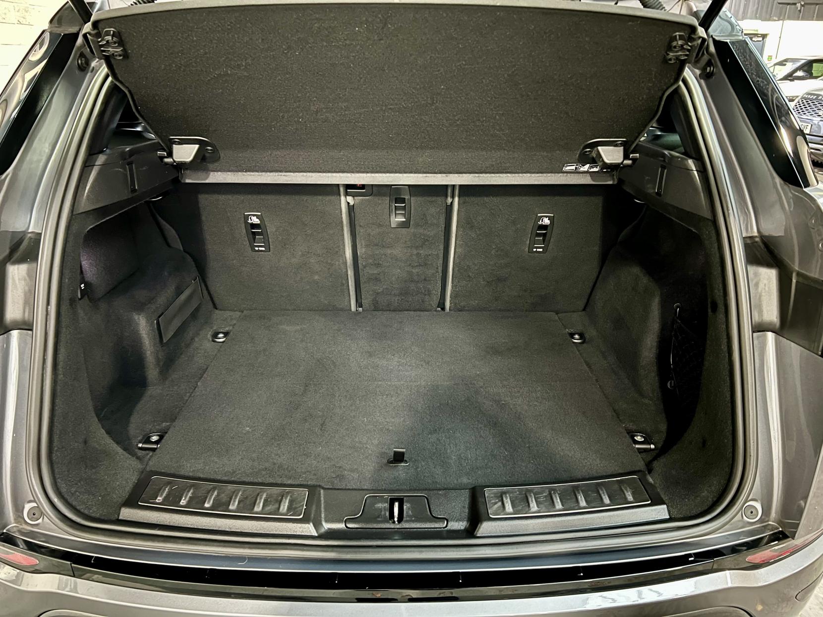 Land Rover Range Rover Evoque 2.0 P200 MHEV R-Dynamic S SUV 5dr Petrol Auto 4WD Euro 6 (s/s) (200 ps)