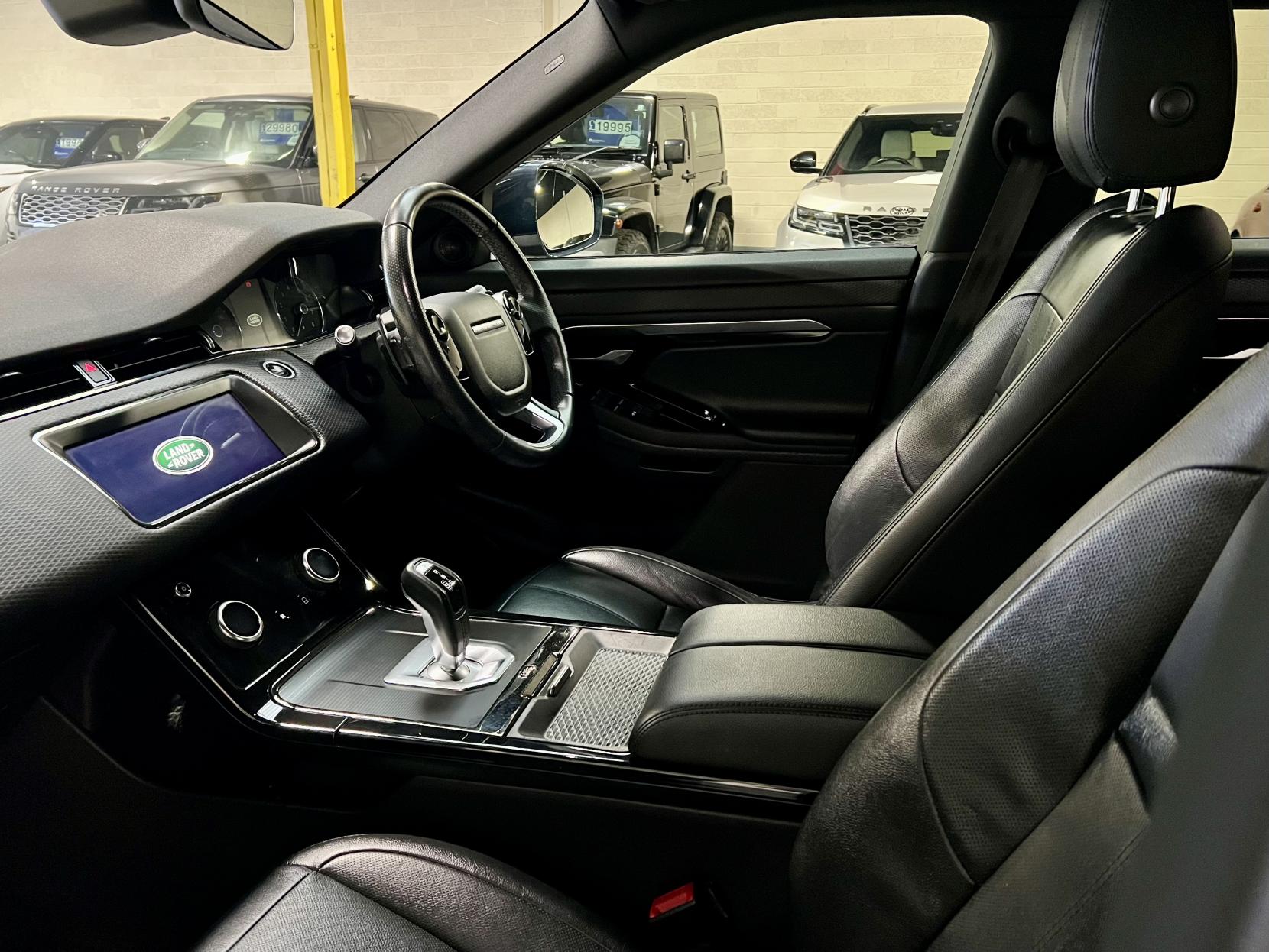 Land Rover Range Rover Evoque 2.0 P200 MHEV R-Dynamic S SUV 5dr Petrol Auto 4WD Euro 6 (s/s) (200 ps)