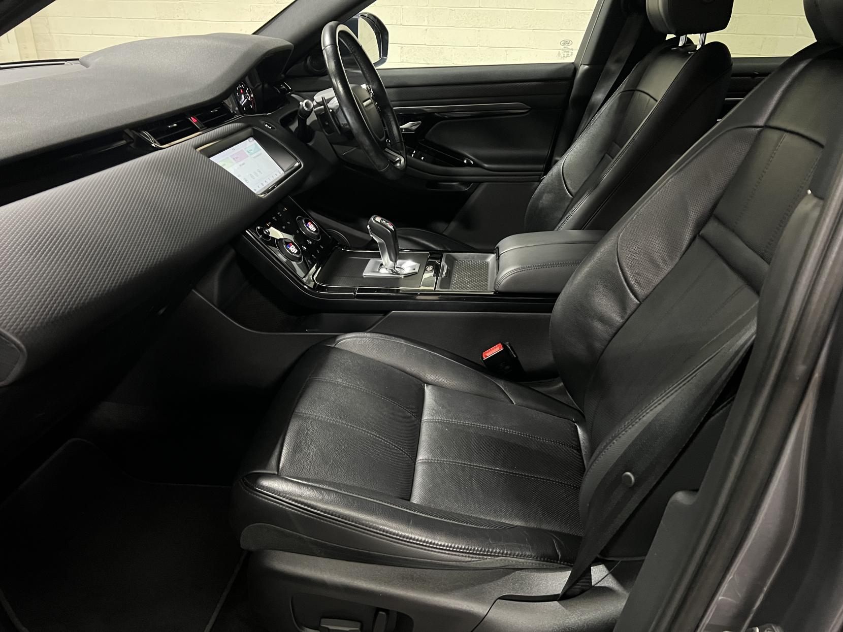 Land Rover Range Rover Evoque 2.0 P200 MHEV R-Dynamic S SUV 5dr Petrol Auto 4WD Euro 6 (s/s) (200 ps)