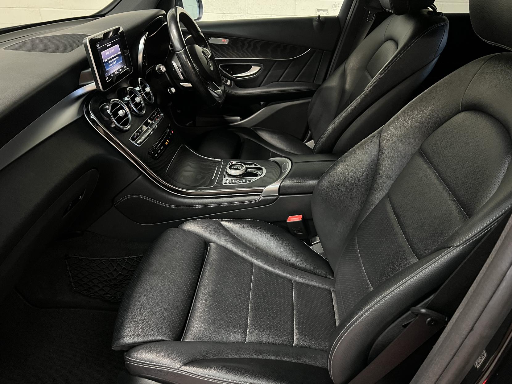 Mercedes-Benz GLC 2.1 GLC220d AMG Line SUV 5dr Diesel G-Tronic 4MATIC Euro 6 (s/s) (170 ps)