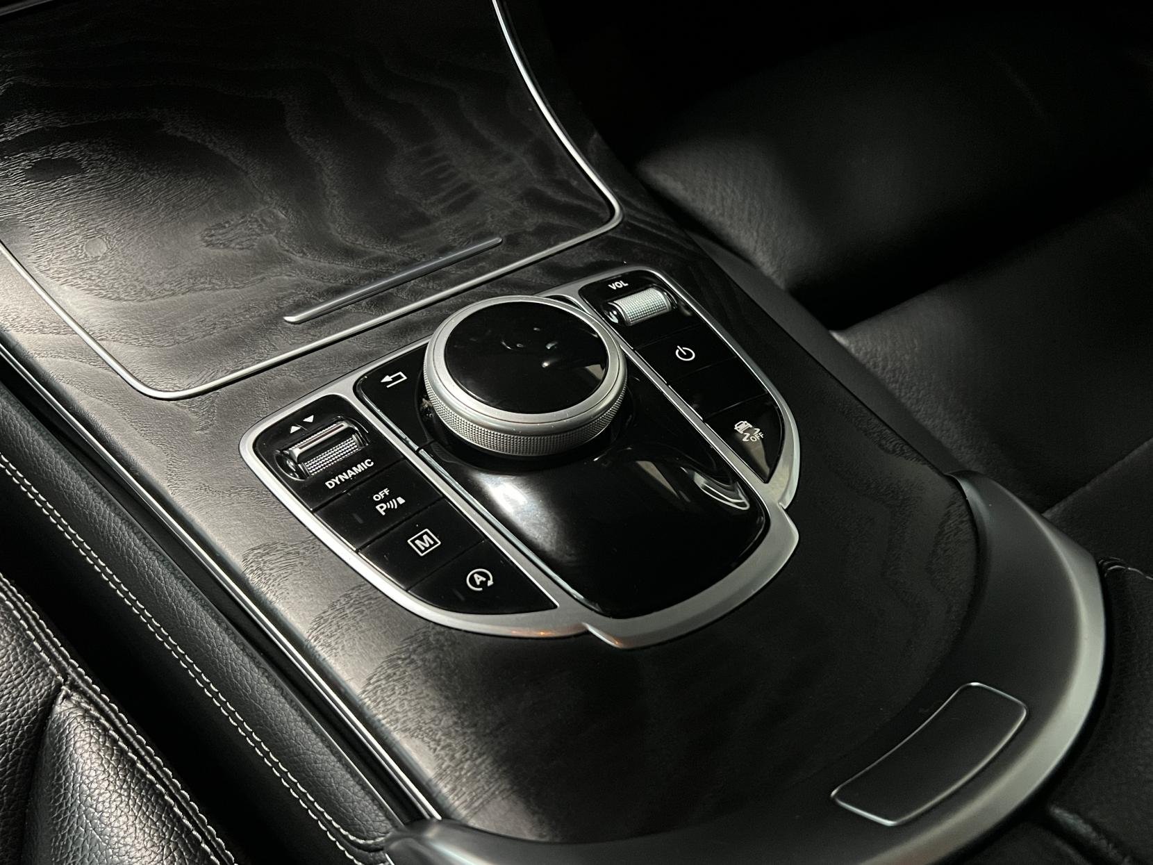 Mercedes-Benz GLC 2.1 GLC220d AMG Line SUV 5dr Diesel G-Tronic 4MATIC Euro 6 (s/s) (170 ps)