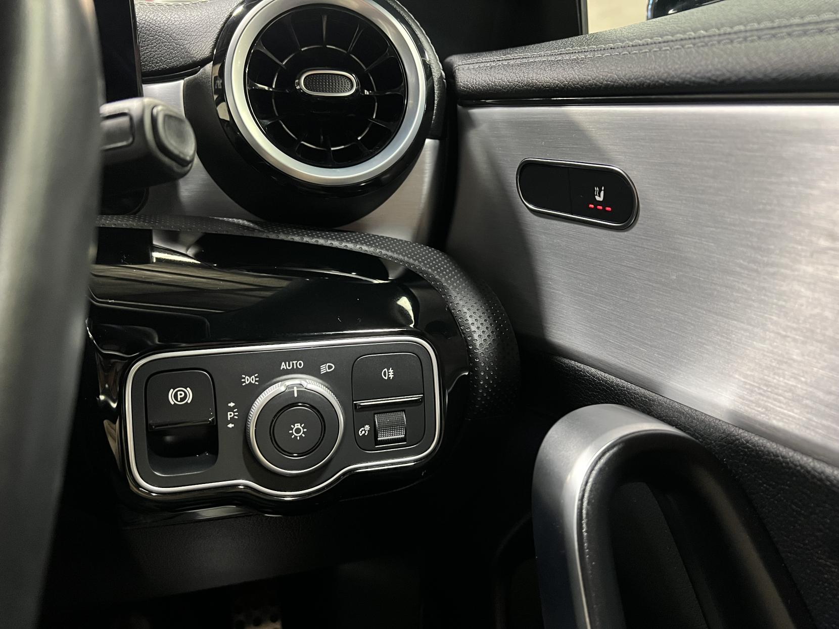 Mercedes-Benz CLA 1.3 CLA200 AMG Line Shooting Brake 5dr Petrol 7G-DCT Euro 6 (s/s) (163 ps)