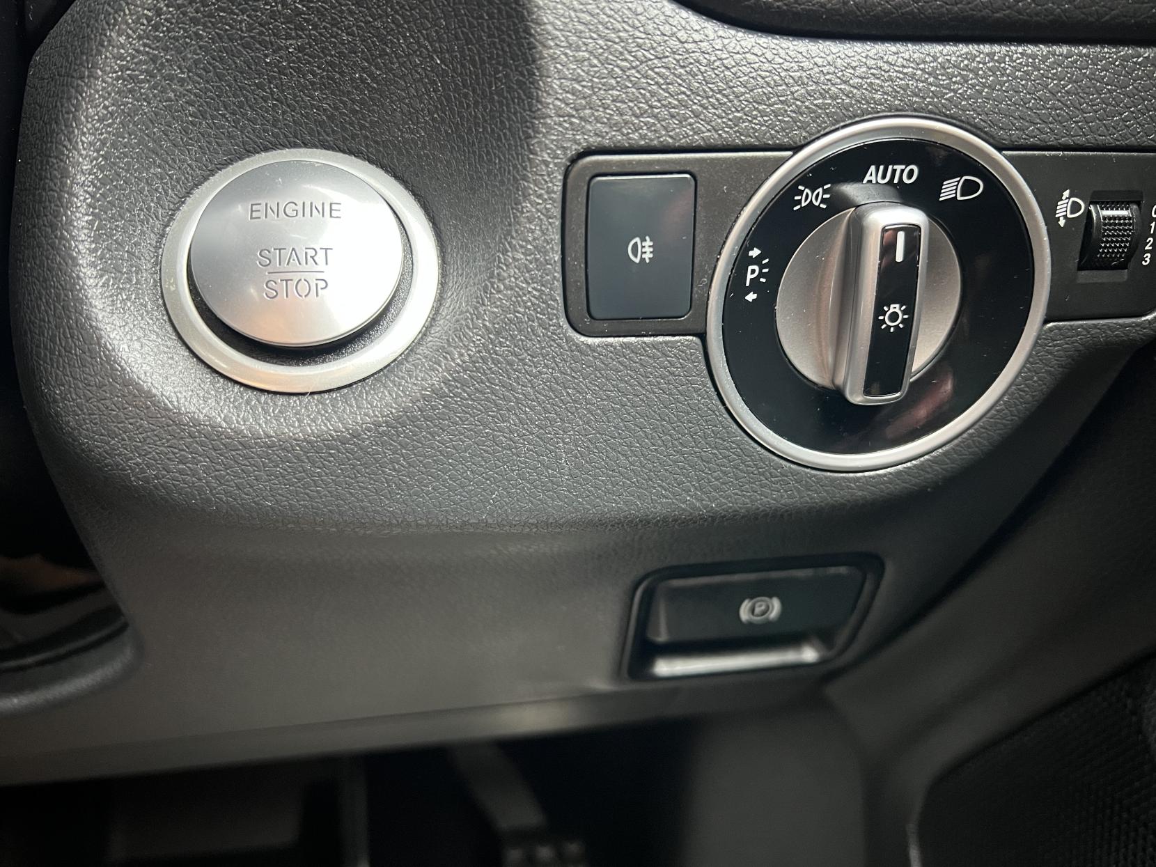 Mercedes-Benz CLA 1.6 CLA180 AMG Line Edition Coupe 4dr Petrol 7G-DCT Euro 6 (s/s) (122 ps)