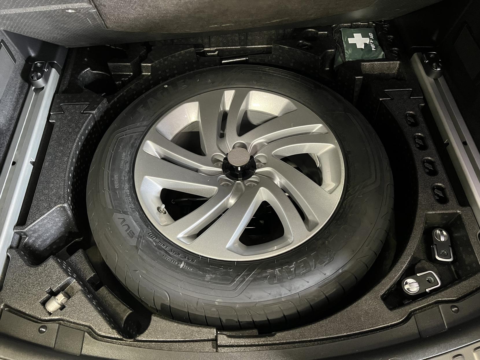 Land Rover Discovery Sport 1.5 P300e 12.2kWh R-Dynamic S SUV 5dr Petrol Plug-in Hybrid Auto 4WD Euro 6 (s/s) (309 ps)