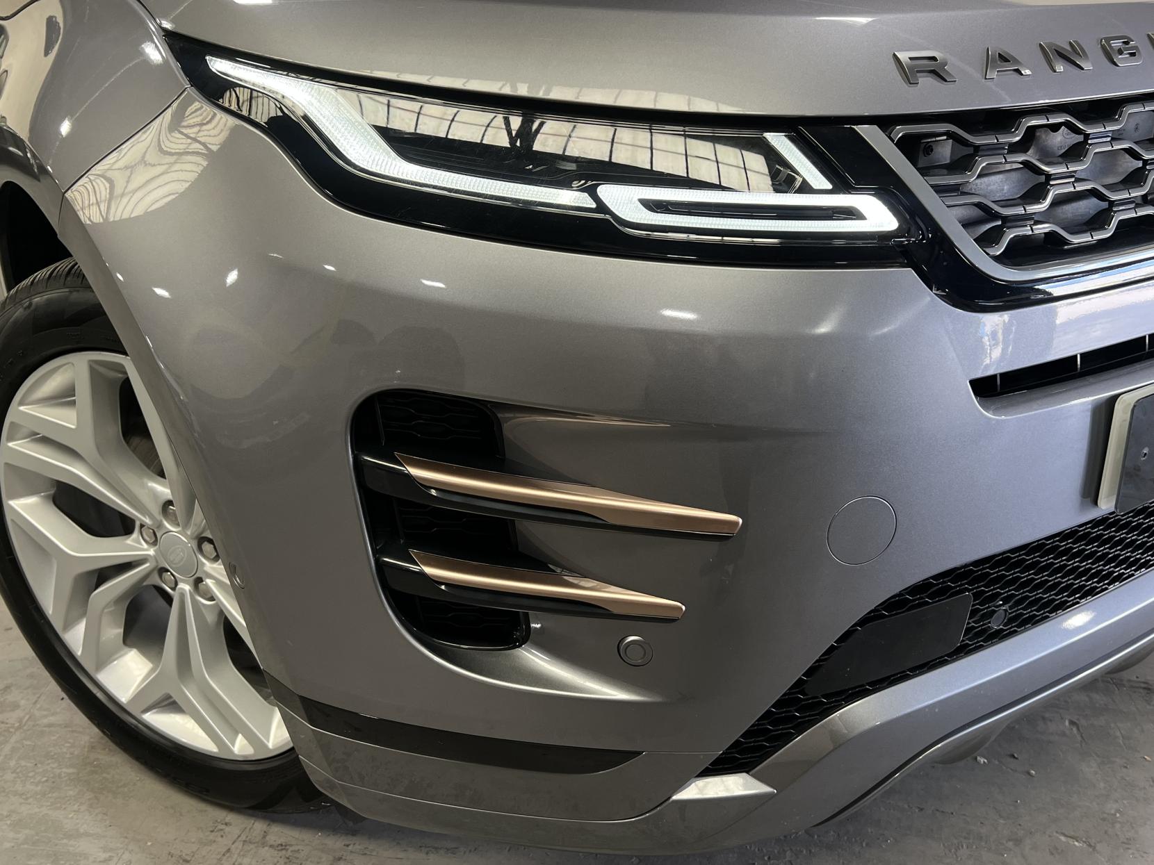 Land Rover Range Rover Evoque 1.5 P300e 12.2kWh R-Dynamic SE SUV 5dr Petrol Plug-in Hybrid Auto 4WD Euro 6 (s/s) (309 ps)
