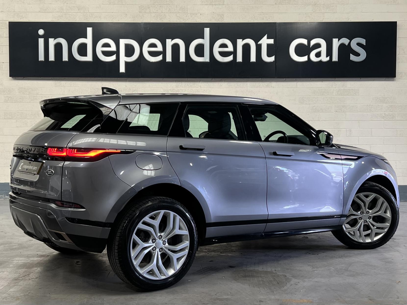 Land Rover Range Rover Evoque 1.5 P300e 12.2kWh R-Dynamic SE SUV 5dr Petrol Plug-in Hybrid Auto 4WD Euro 6 (s/s) (309 ps)