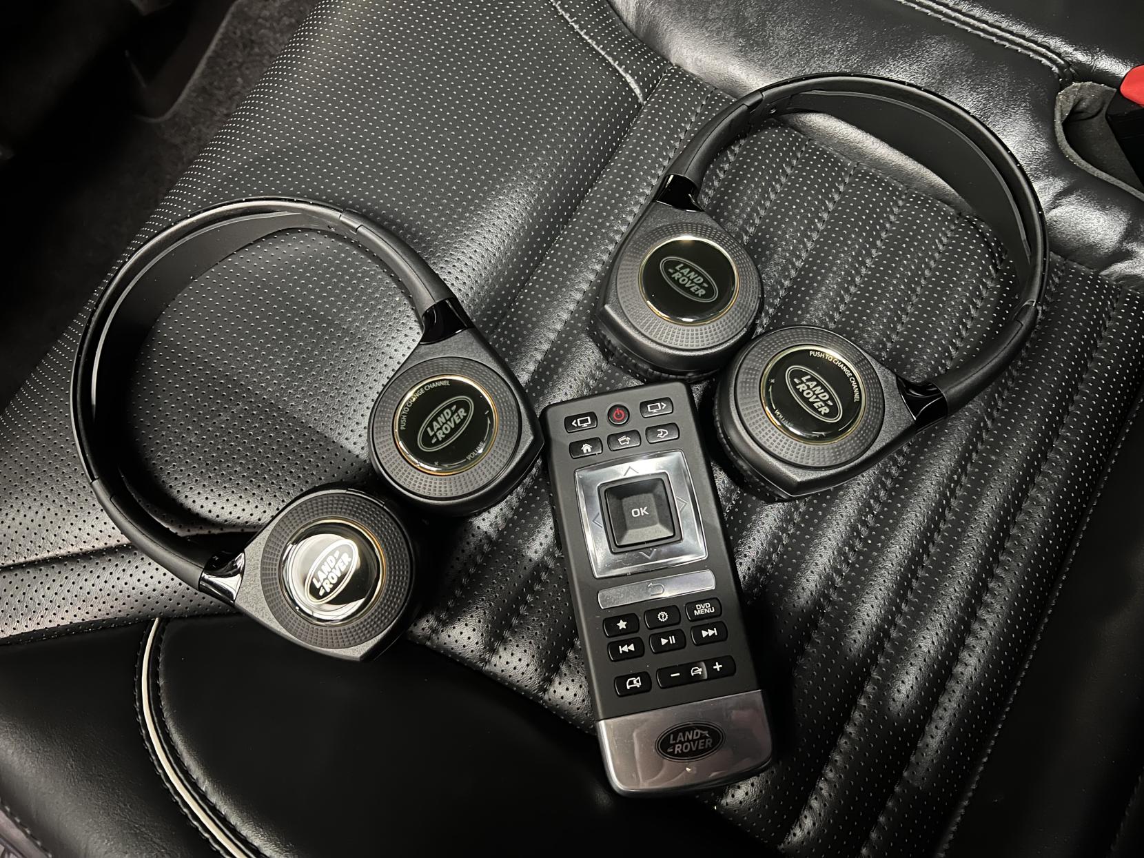 Land Rover Discovery 3.0 SD V6 HSE Luxury SUV 5dr Diesel Auto 4WD Euro 6 (s/s) (306 ps)