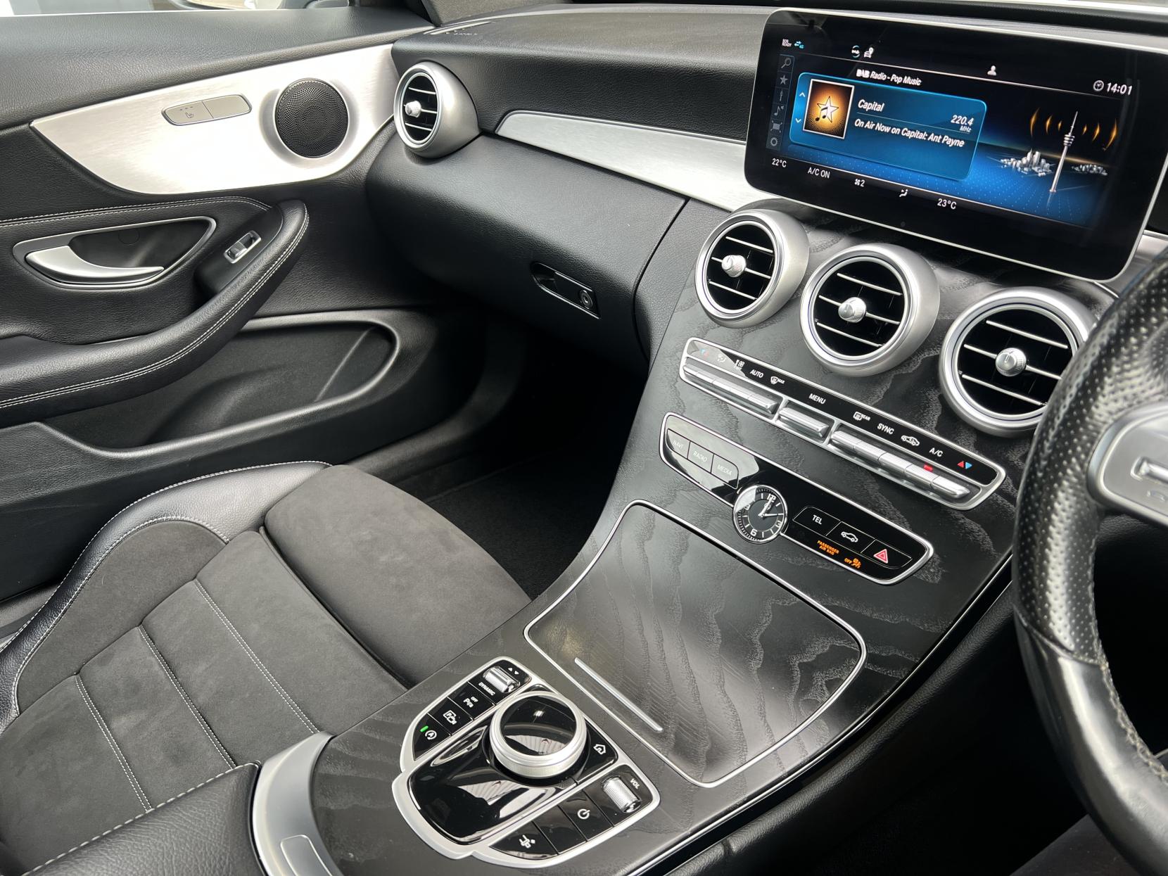 Mercedes-Benz C Class 2.0 C220d AMG Line Coupe 2dr Diesel G-Tronic+ Euro 6 (s/s) (194 ps)