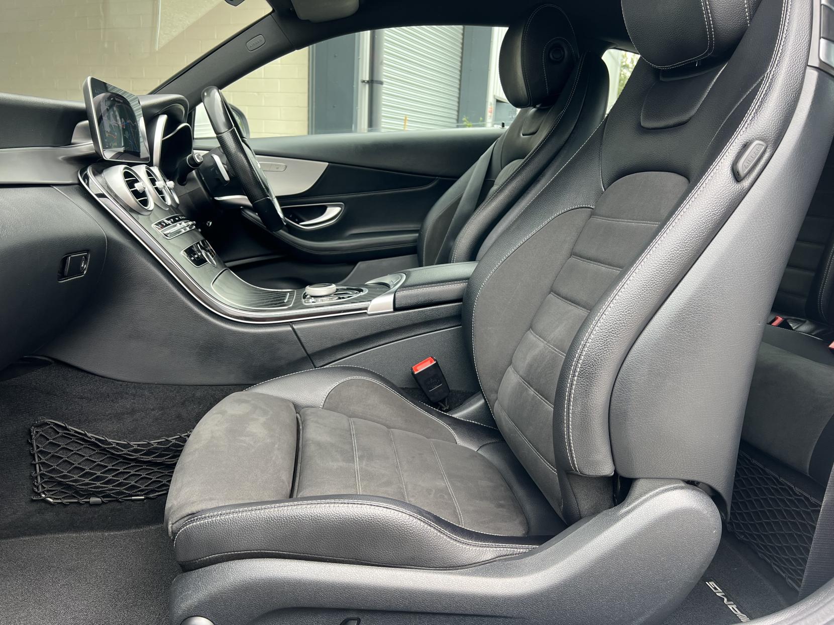 Mercedes-Benz C Class 2.0 C220d AMG Line Coupe 2dr Diesel G-Tronic+ Euro 6 (s/s) (194 ps)