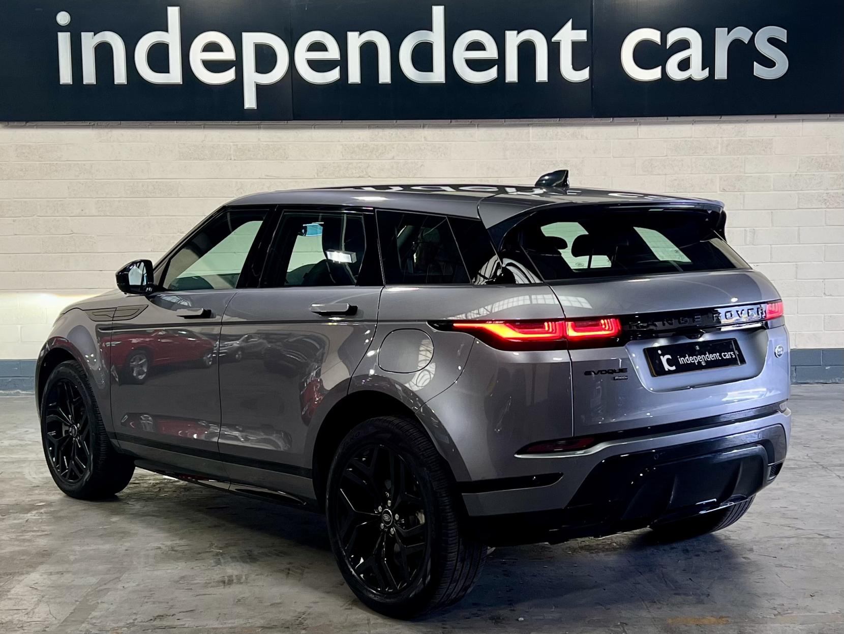 Land Rover Range Rover Evoque 1.5 P300e 12.2kWh R-Dynamic SE SUV 5dr Petrol Plug-in Hybrid Auto 4WD Euro 6 (s/s) (309 ps)
