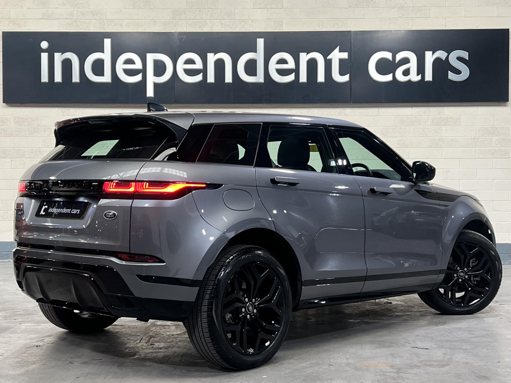 Land Rover Range Rover Evoque 1.5 P300e 12.2kWh R-Dynamic SE SUV 5dr Petrol Plug-in Hybrid Auto 4WD Euro 6 (s/s) (309 ps)