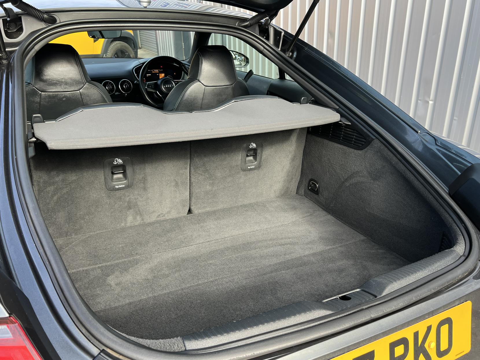 Audi TT 2.0 TFSI S line Coupe 3dr Petrol S Tronic Euro 6 (s/s) (230 ps)