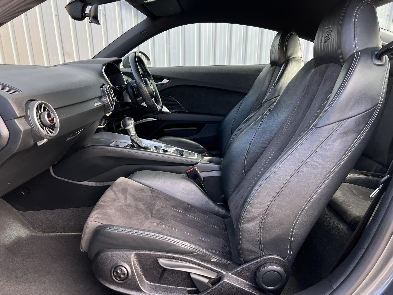 Audi TT 2.0 TFSI S line Coupe 3dr Petrol S Tronic Euro 6 (s/s) (230 ps)