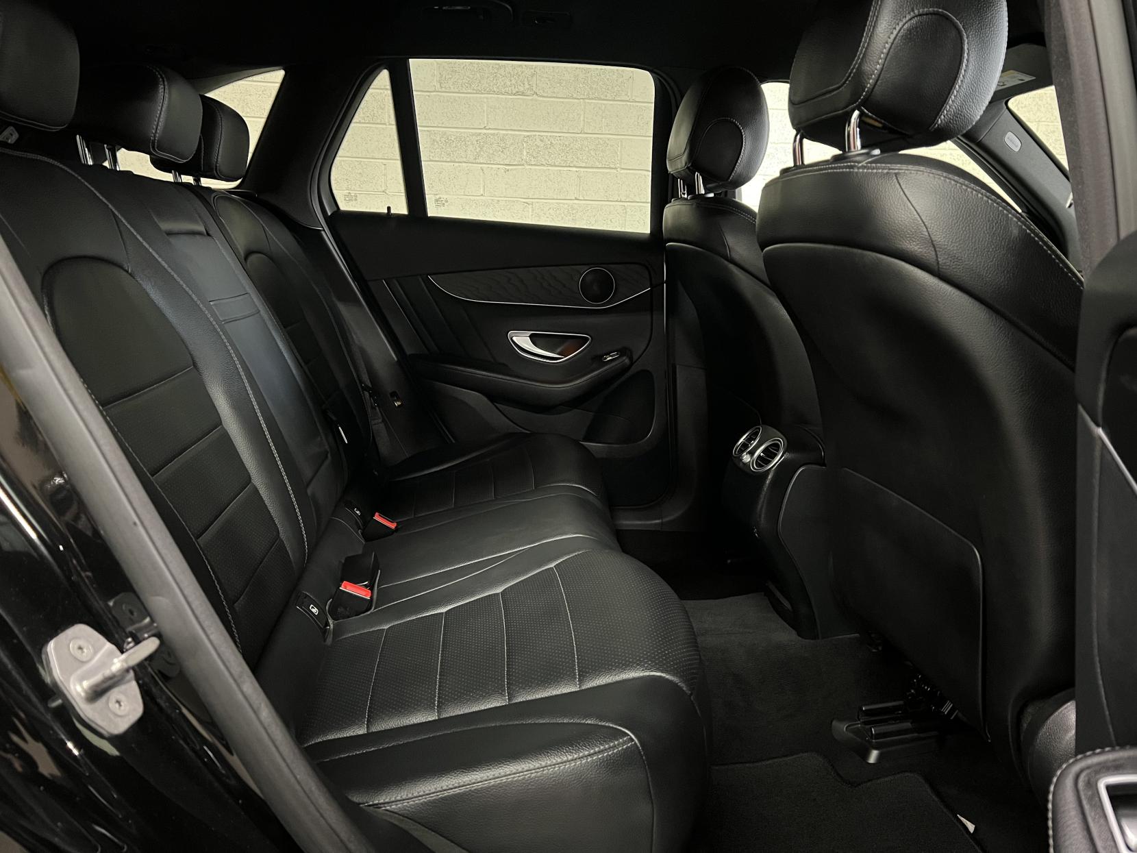 Mercedes-Benz GLC 2.1 GLC220d AMG Line SUV 5dr Diesel G-Tronic 4MATIC Euro 6 (s/s) (170 ps)