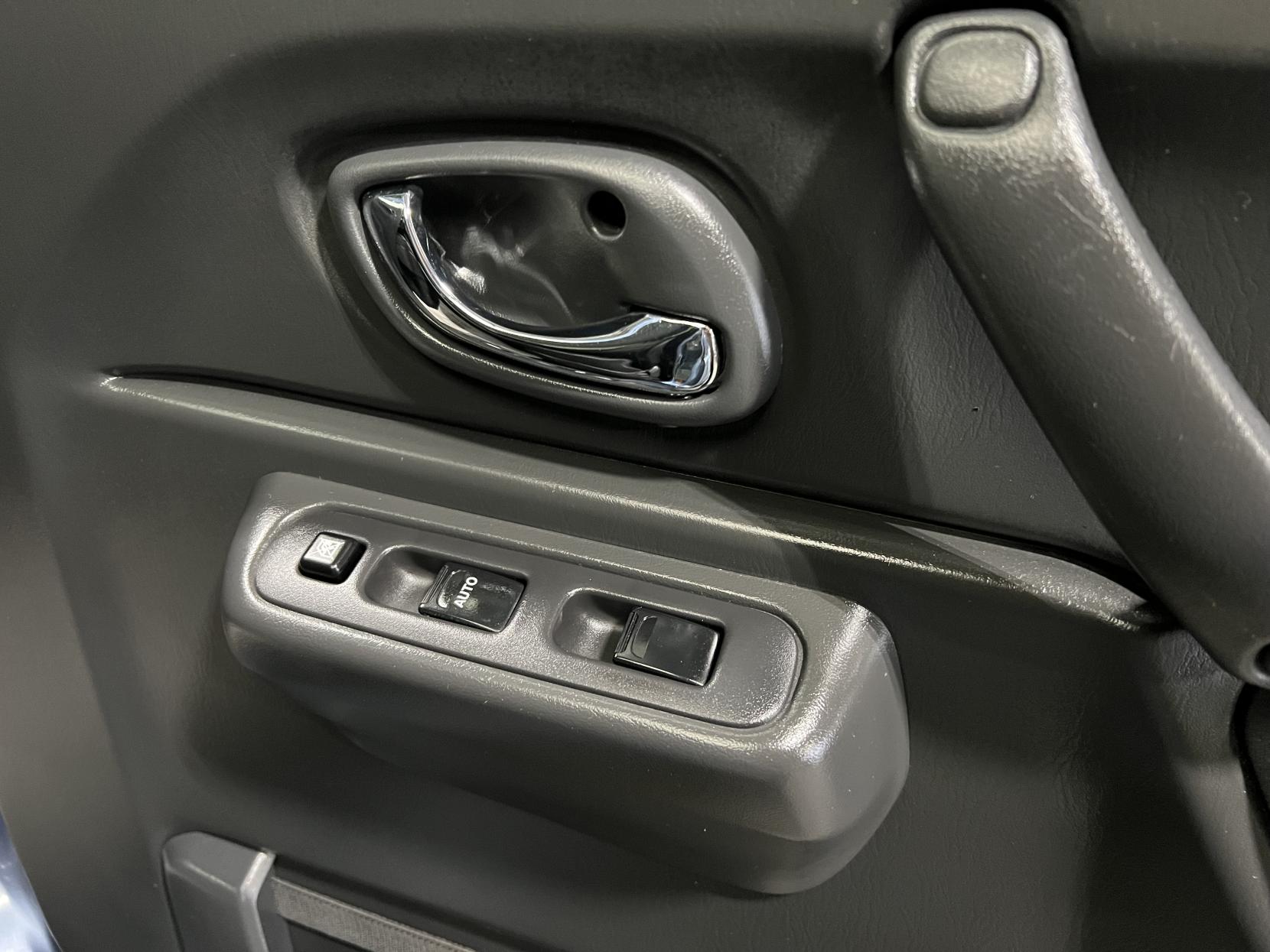 Suzuki Jimny 1.3 VVT SZ4 SUV 3dr Petrol Auto 4WD Euro 5 (85 ps)