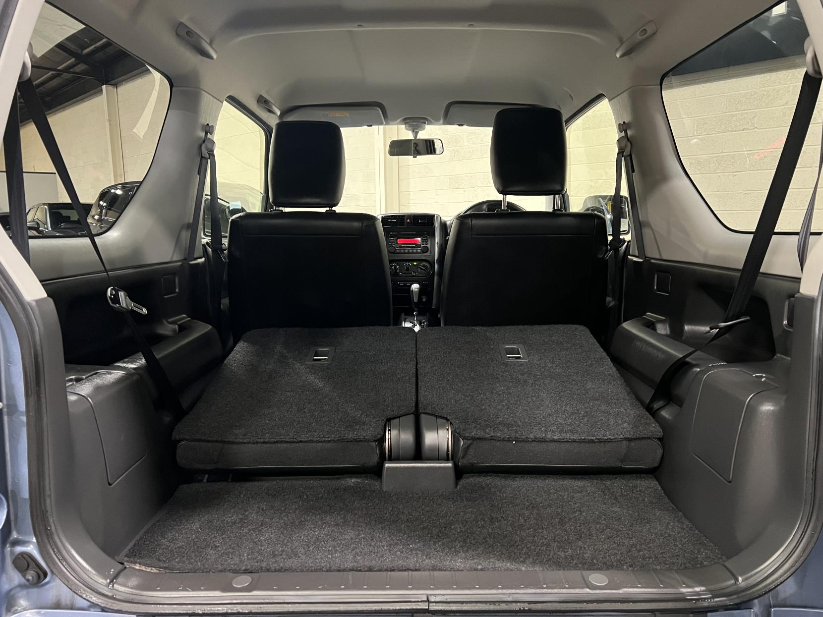 Suzuki Jimny 1.3 VVT SZ4 SUV 3dr Petrol Auto 4WD Euro 5 (85 ps)