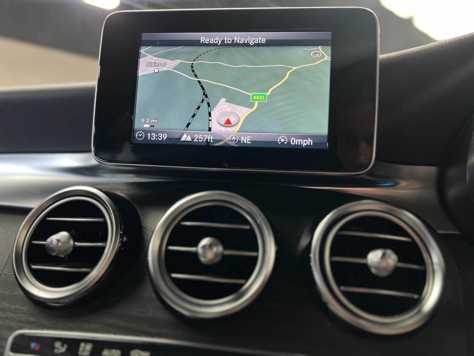 Mercedes-Benz GLC 2.0 GLC250 AMG Line (Premium) SUV 5dr Petrol G-Tronic+ 4MATIC Euro 6 (s/s) (211 ps)