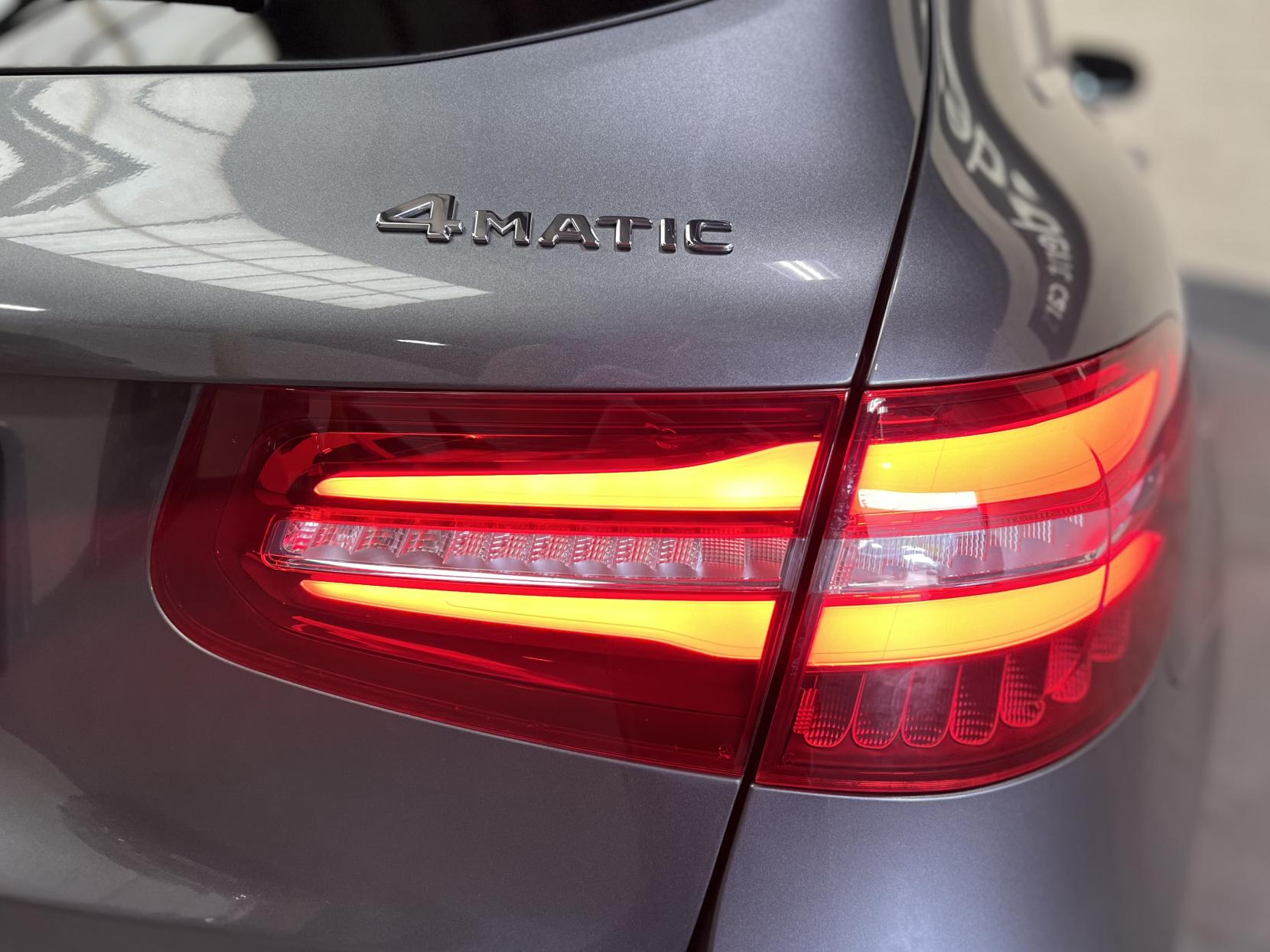 Mercedes-Benz GLC 2.0 GLC250 AMG Line (Premium) SUV 5dr Petrol G-Tronic+ 4MATIC Euro 6 (s/s) (211 ps)