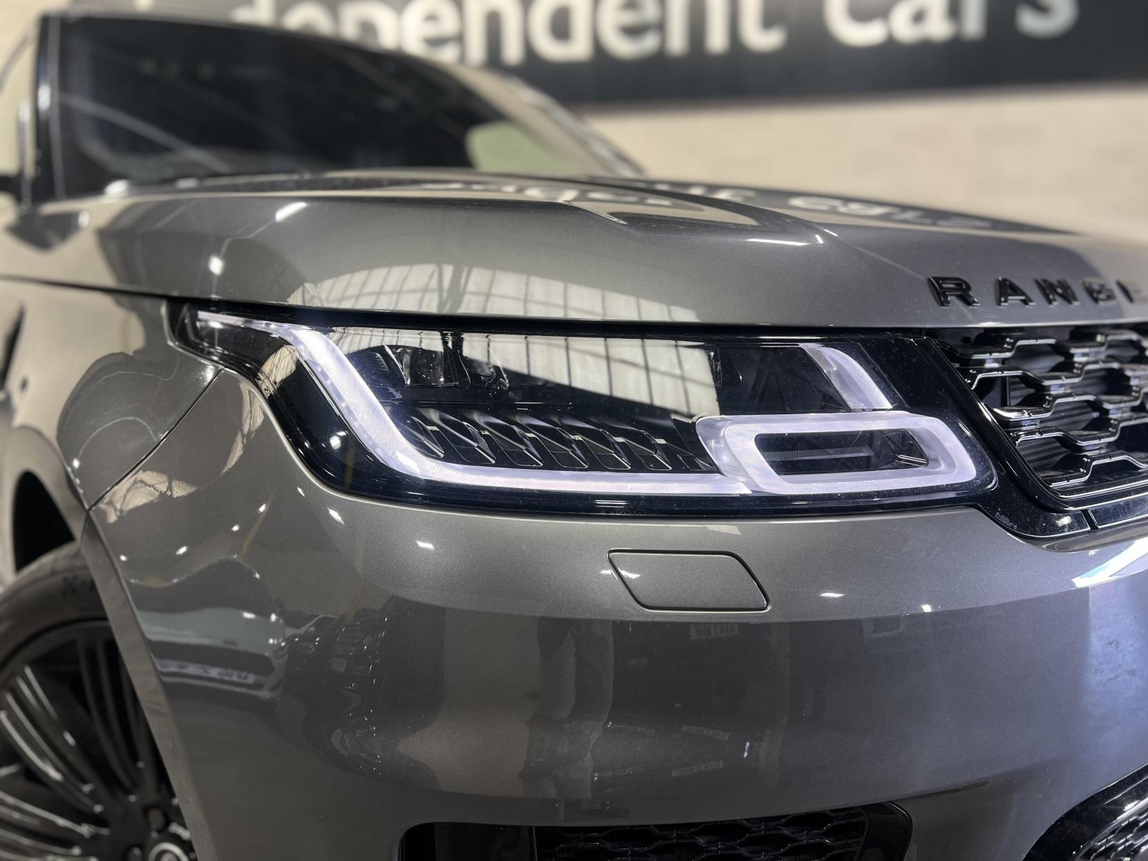 Land Rover Range Rover Sport 3.0 SD V6 Autobiography Dynamic SUV 5dr Diesel Auto 4WD Euro 6 (s/s) (306 ps)