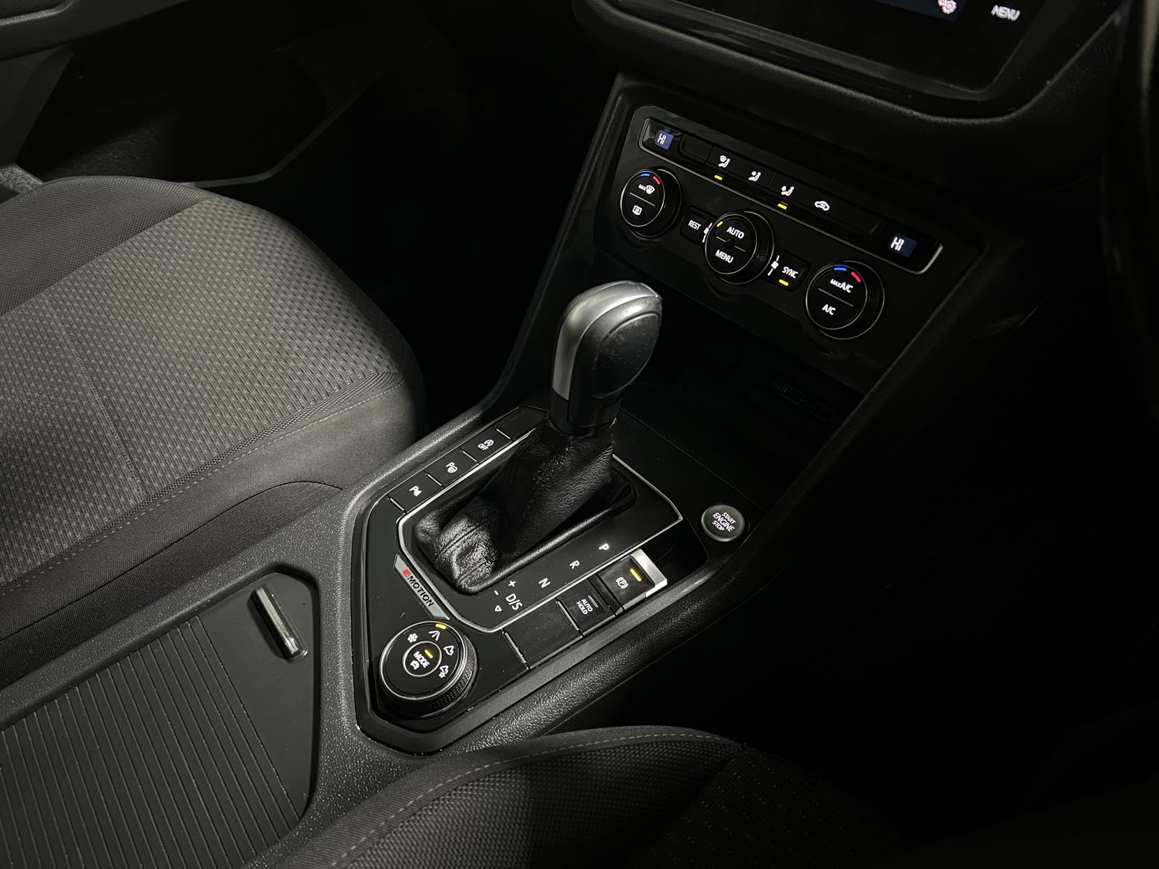 Volkswagen Tiguan Allspace 2.0 TDI Match SUV 5dr Diesel DSG 4Motion Euro 6 (s/s) (150 ps)