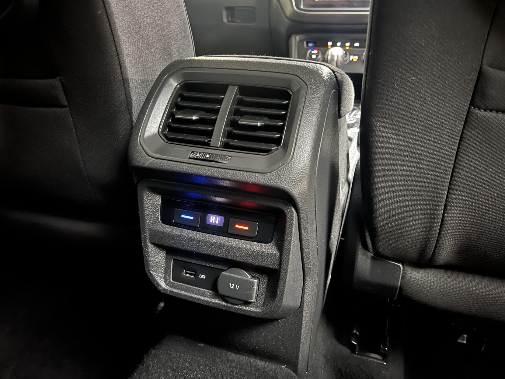 Volkswagen Tiguan Allspace 2.0 TDI Match SUV 5dr Diesel DSG 4Motion Euro 6 (s/s) (150 ps)