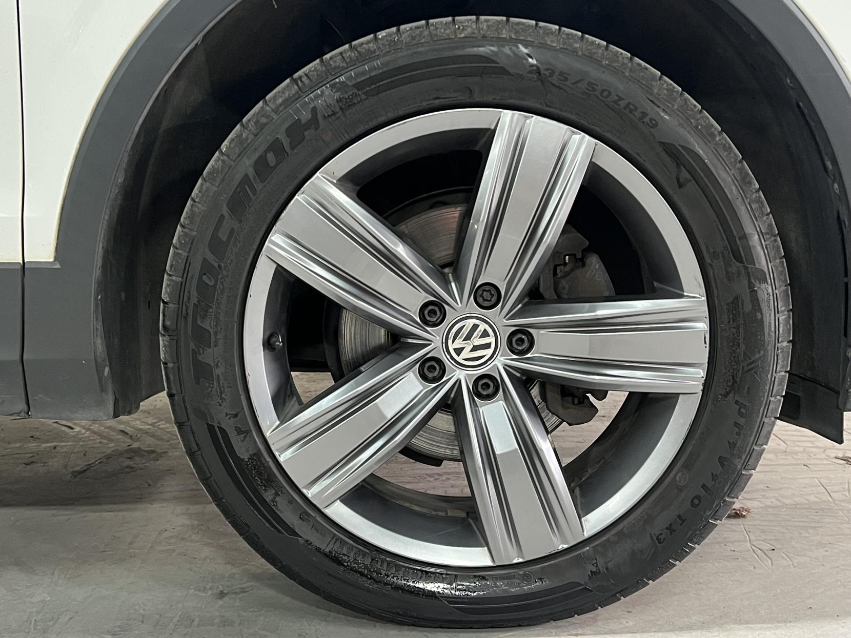 Volkswagen Tiguan Allspace 2.0 TDI Match SUV 5dr Diesel DSG 4Motion Euro 6 (s/s) (150 ps)