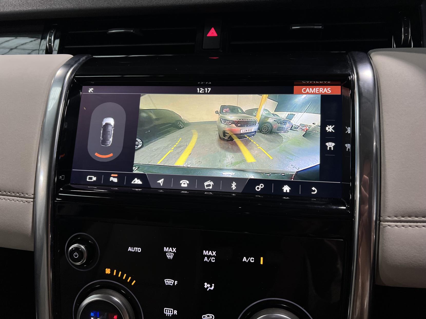 Land Rover Discovery Sport 2.0 P200 MHEV SE SUV 5dr Petrol Auto 4WD Euro 6 (s/s) (200 ps)