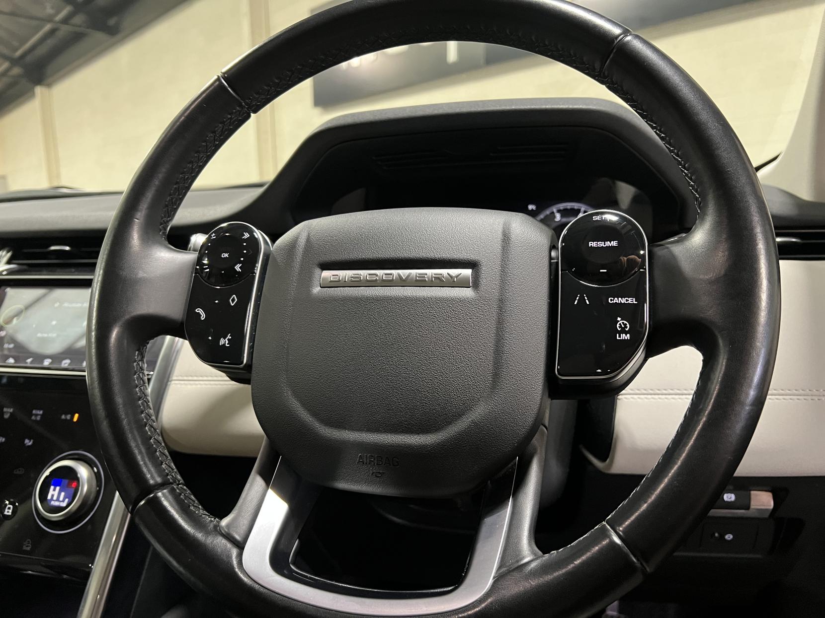 Land Rover Discovery Sport 2.0 P200 MHEV SE SUV 5dr Petrol Auto 4WD Euro 6 (s/s) (200 ps)