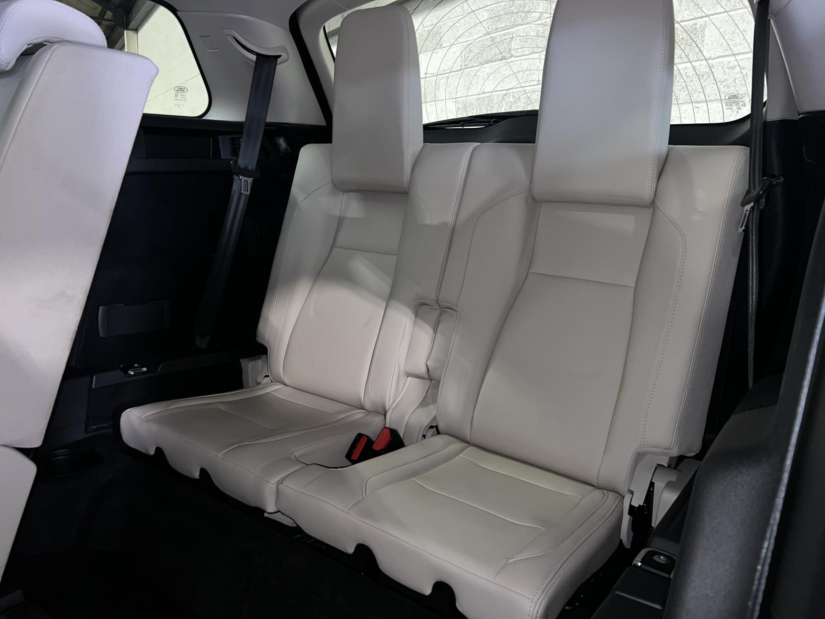 Land Rover Discovery Sport 2.0 P200 MHEV SE SUV 5dr Petrol Auto 4WD Euro 6 (s/s) (200 ps)