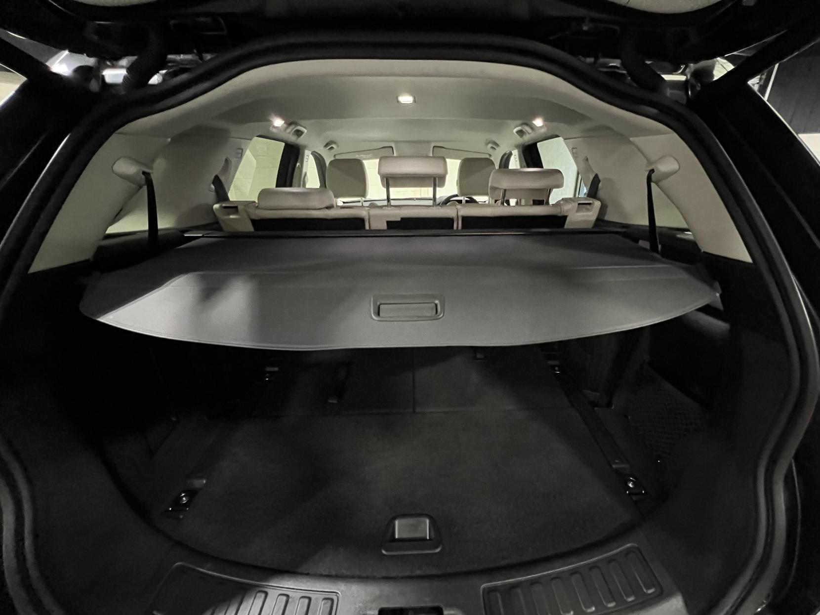 Land Rover Discovery Sport 2.0 P200 MHEV SE SUV 5dr Petrol Auto 4WD Euro 6 (s/s) (200 ps)