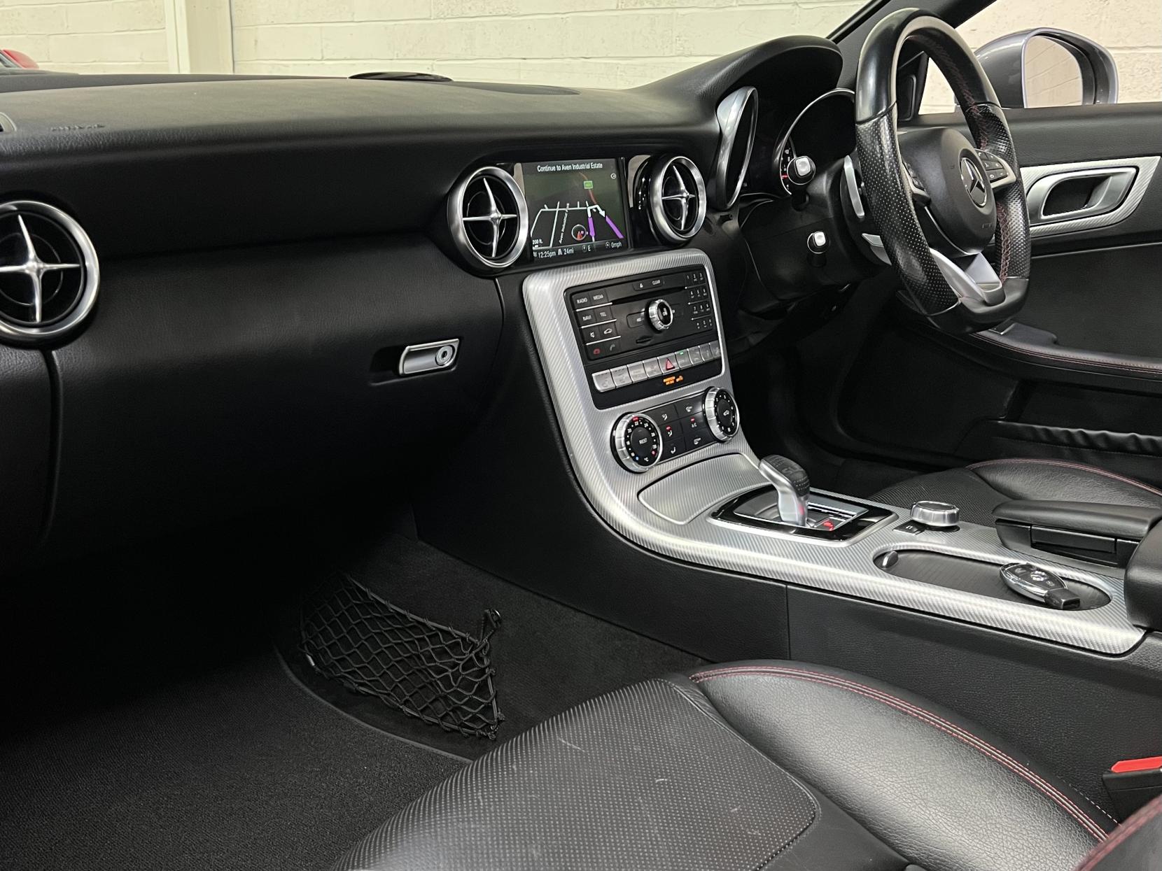 Mercedes-Benz SLC 2.0 SLC200 AMG Line Convertible 2dr Petrol G-Tronic Euro 6 (s/s) (184 ps)