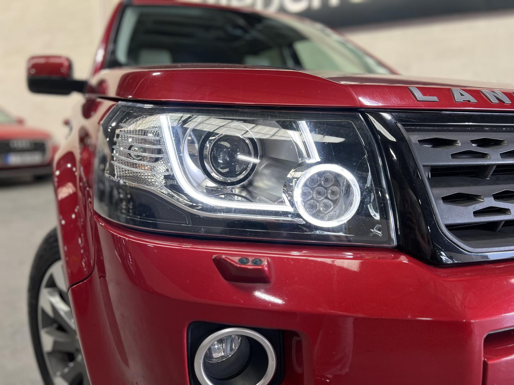 Land Rover Freelander 2 2.2 SD4 Metropolis SUV 5dr Diesel CommandShift 4WD Euro 5 (190 ps)
