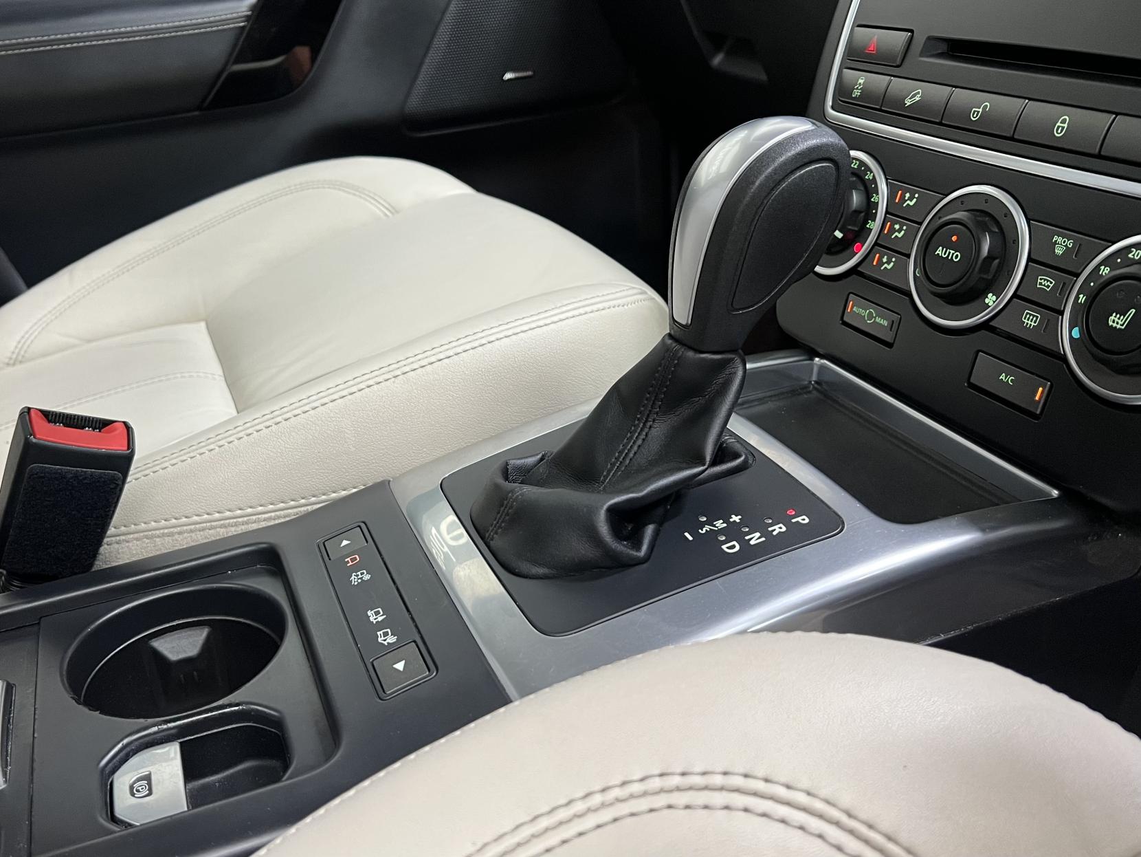 Land Rover Freelander 2 2.2 SD4 Metropolis SUV 5dr Diesel CommandShift 4WD Euro 5 (190 ps)