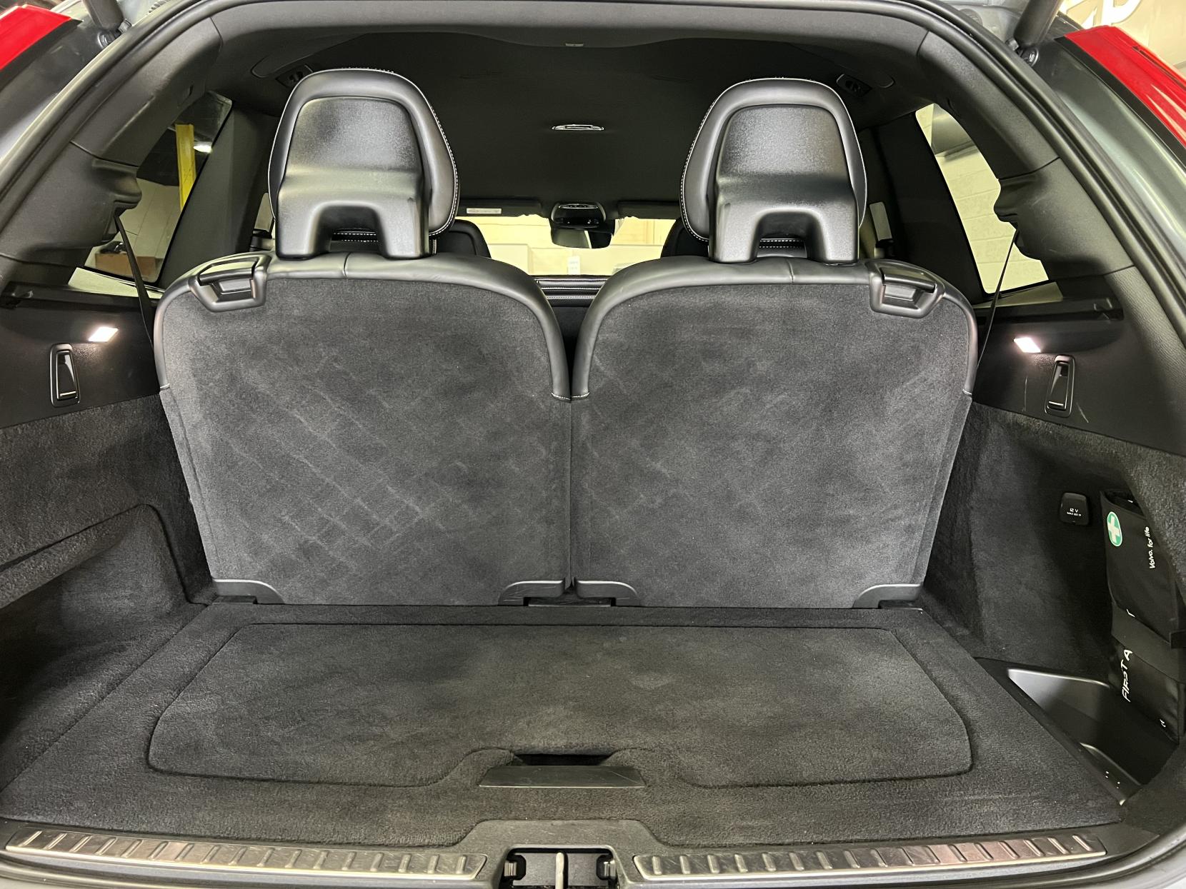 Volvo XC90 2.0 D5 PowerPulse R-Design Pro SUV 5dr Diesel Auto 4WD Euro 6 (s/s) (235 ps)