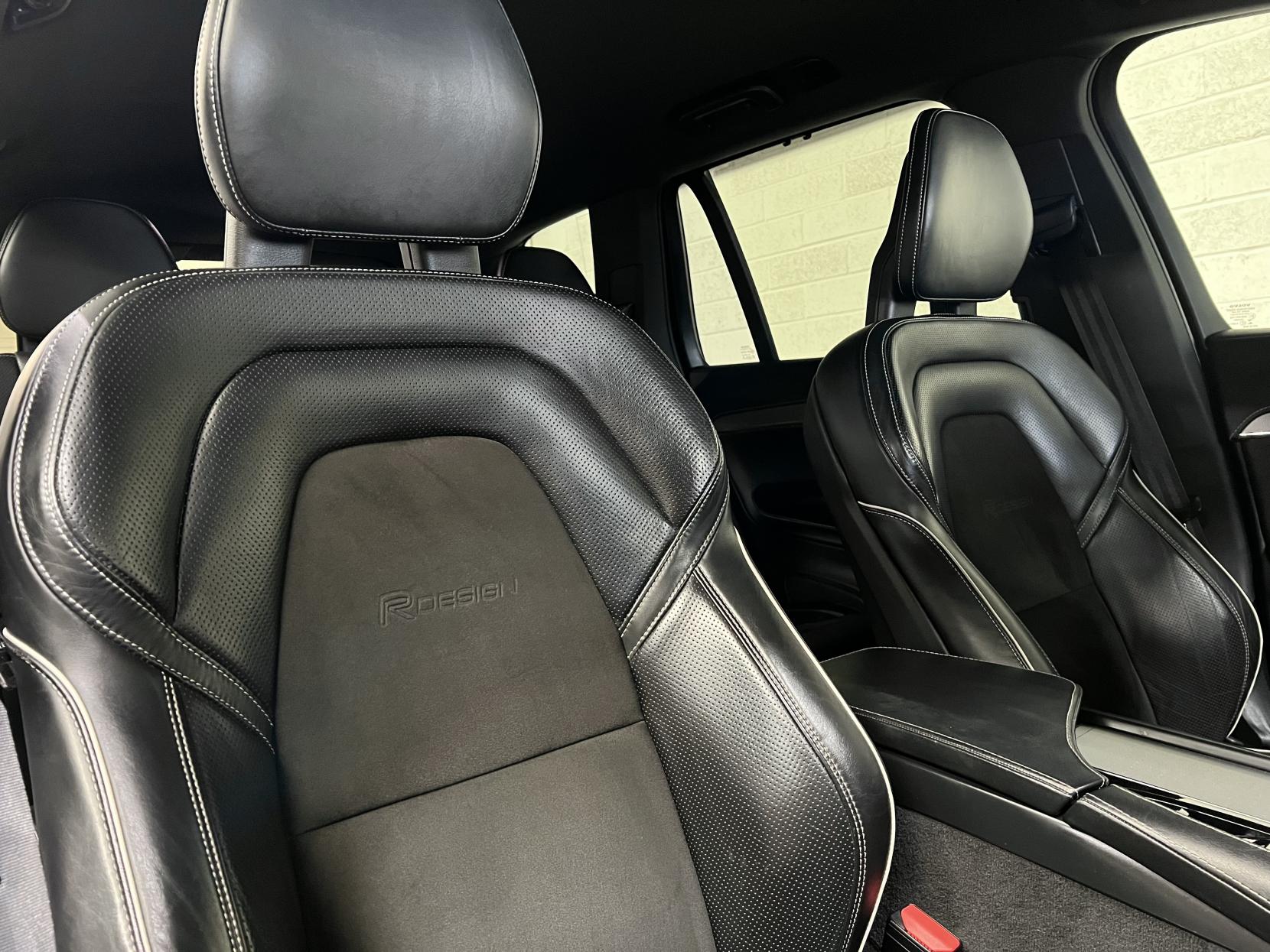 Volvo XC90 2.0 D5 PowerPulse R-Design Pro SUV 5dr Diesel Auto 4WD Euro 6 (s/s) (235 ps)